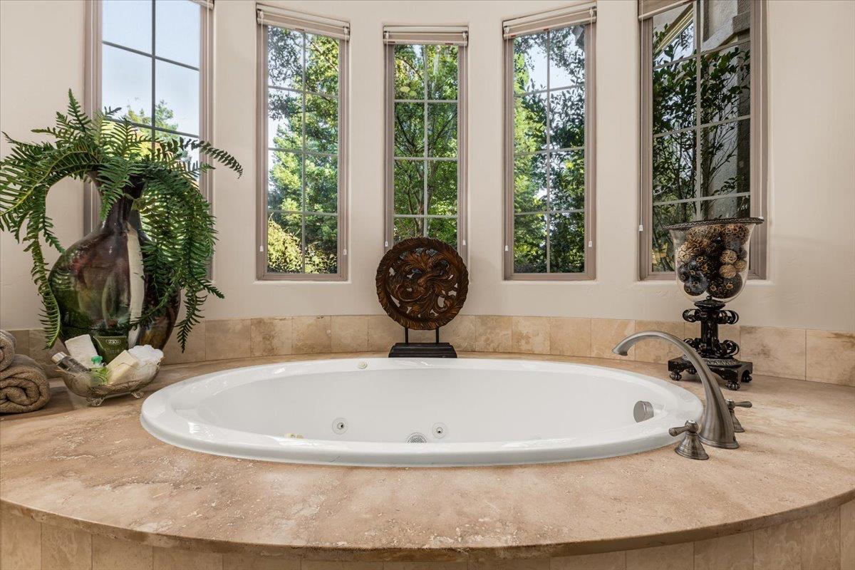 2720 Winding Creek Lane