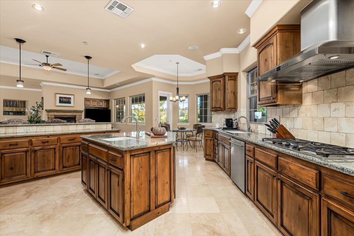 2720 Winding Creek Lane