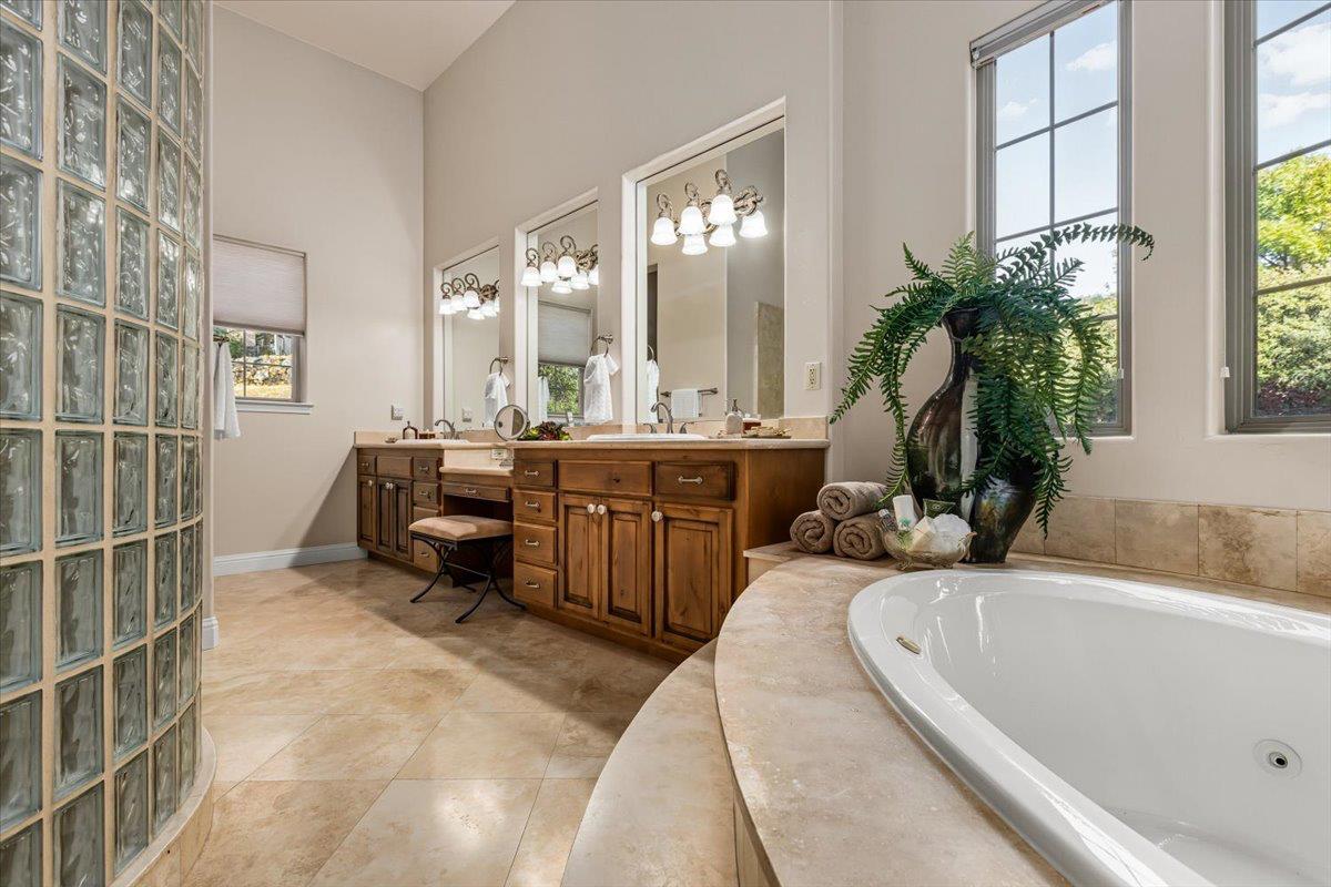 2720 Winding Creek Lane