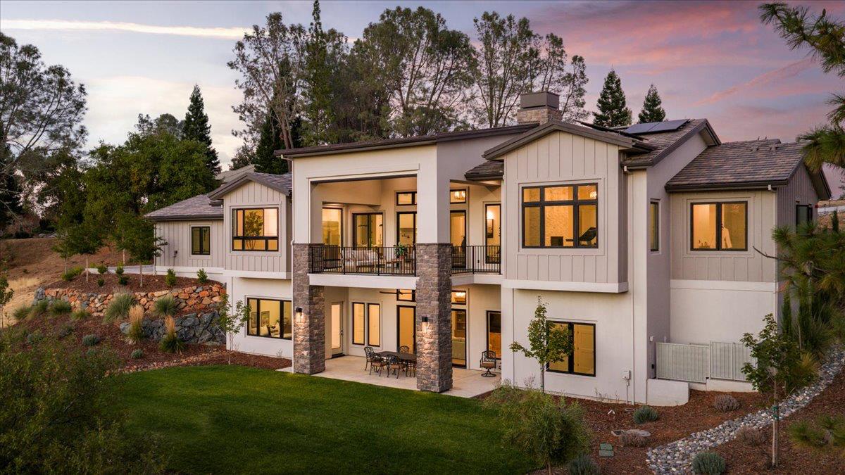 1000 Red Tail Court