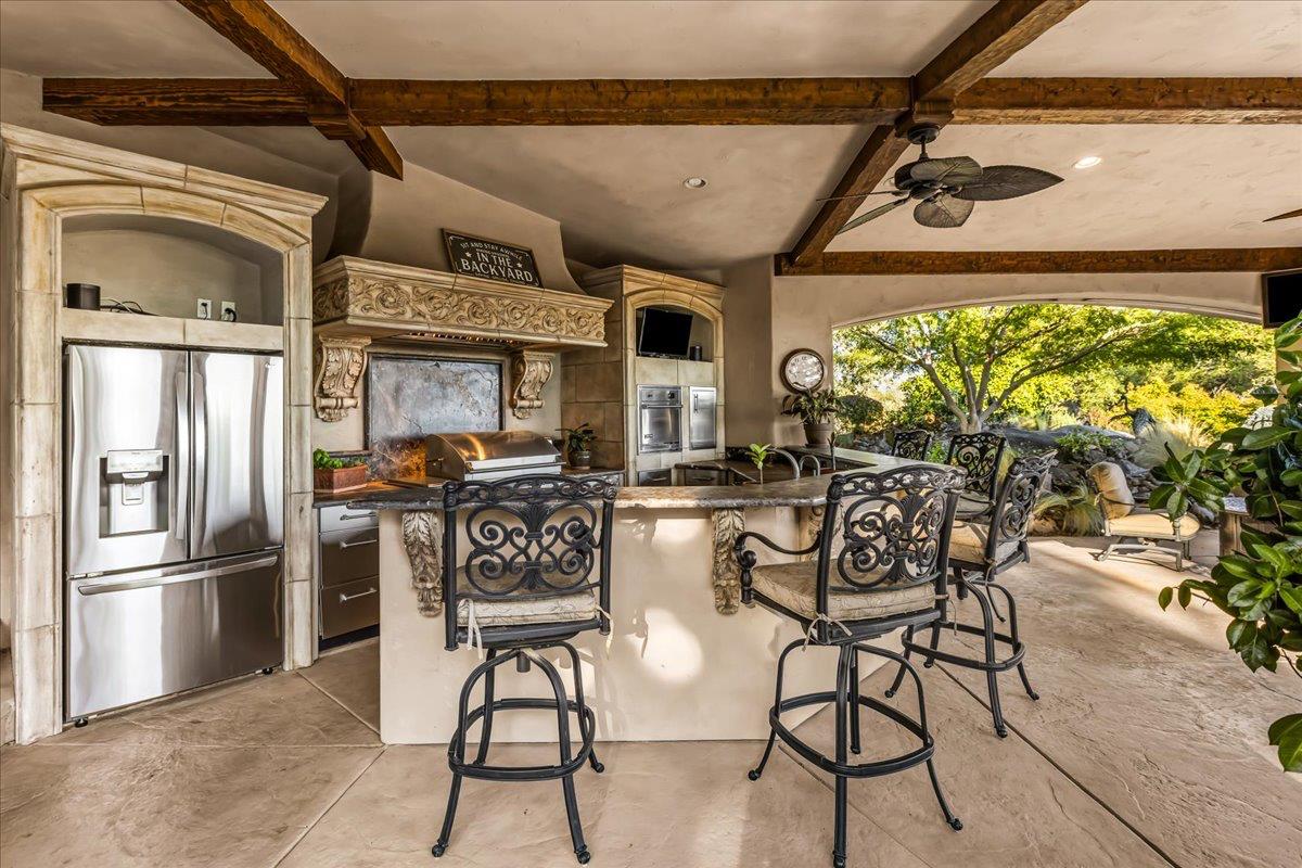 8920 Vista De Lago Court