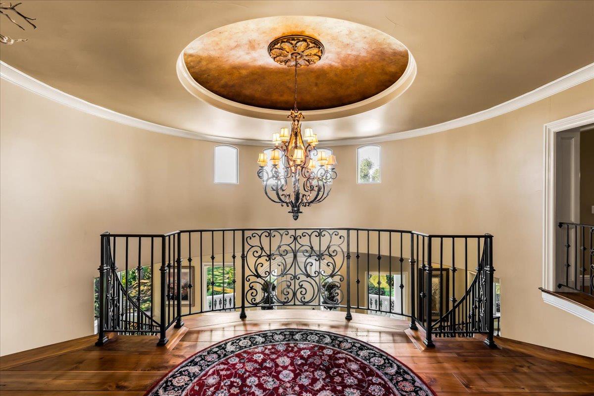 8920 Vista De Lago Court