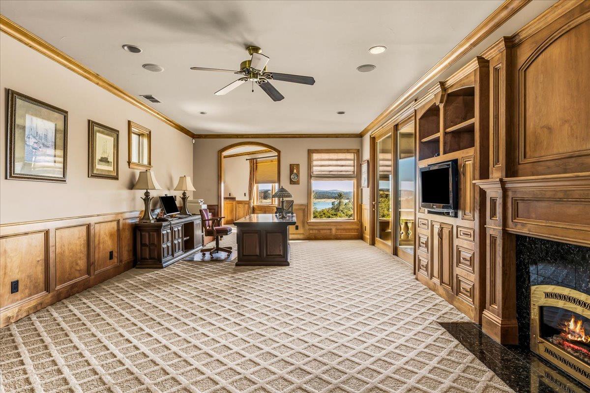 8920 Vista De Lago Court