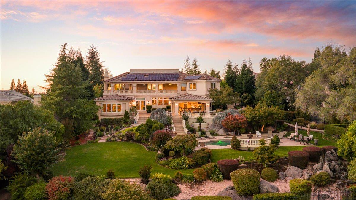 8920 Vista De Lago Court
