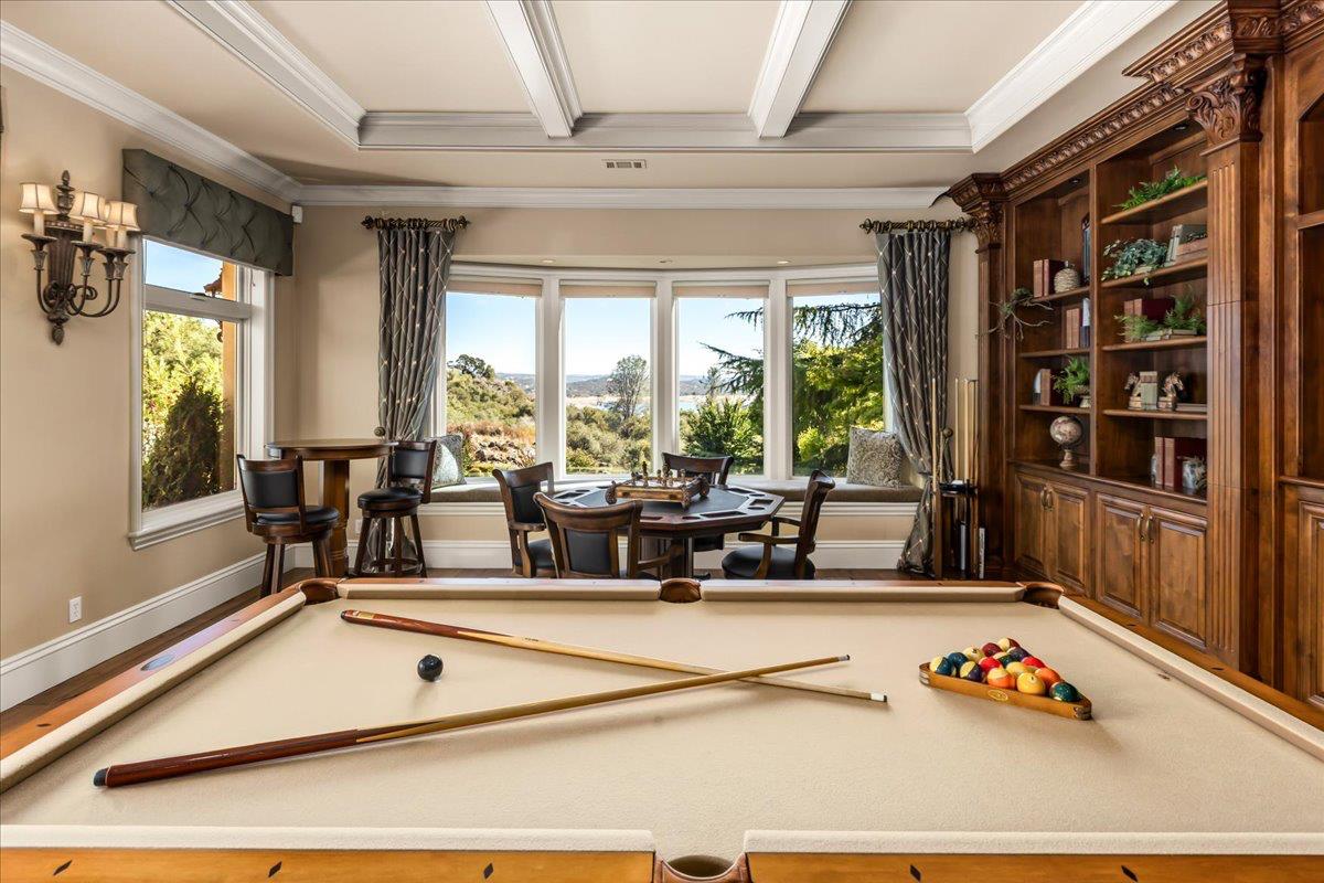 8920 Vista De Lago Court