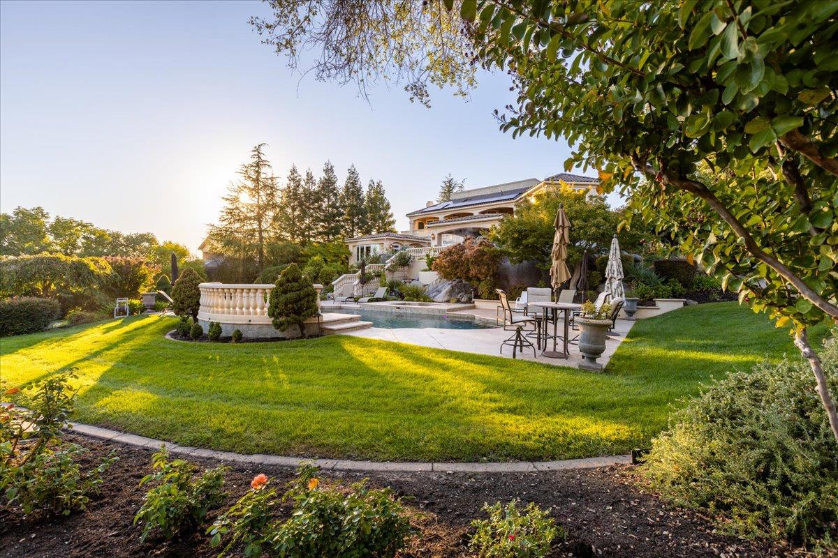8920 Vista De Lago Court