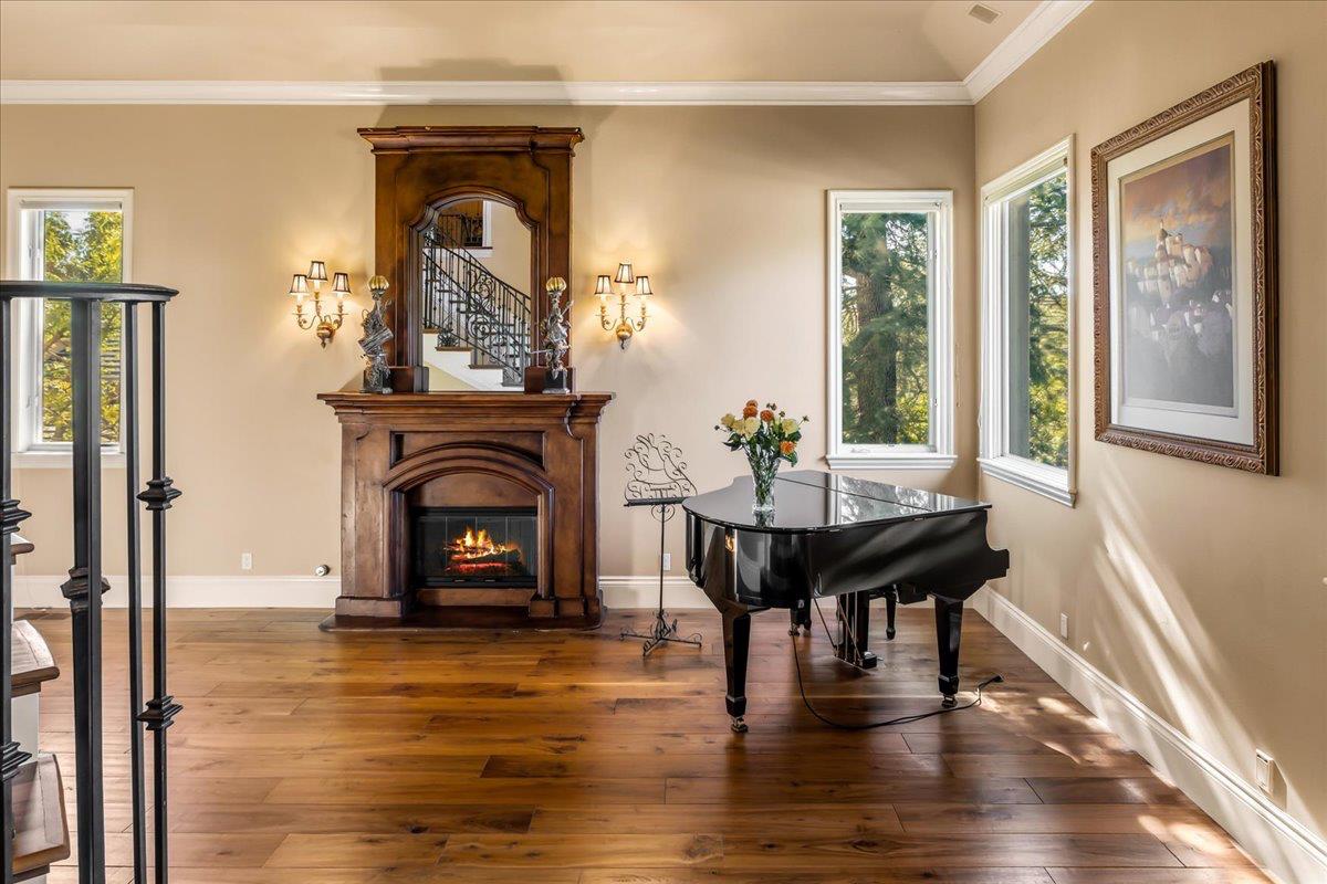 8920 Vista De Lago Court