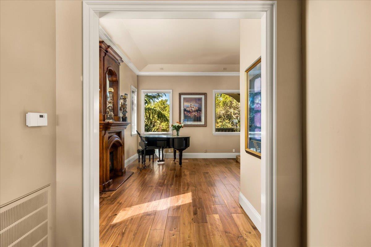 8920 Vista De Lago Court