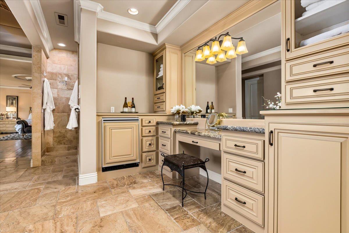 8920 Vista De Lago Court