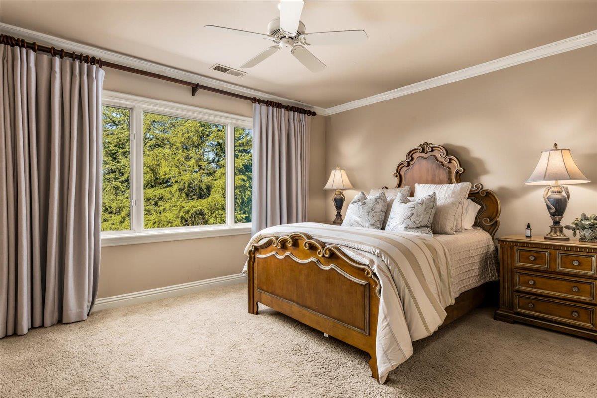 8920 Vista De Lago Court