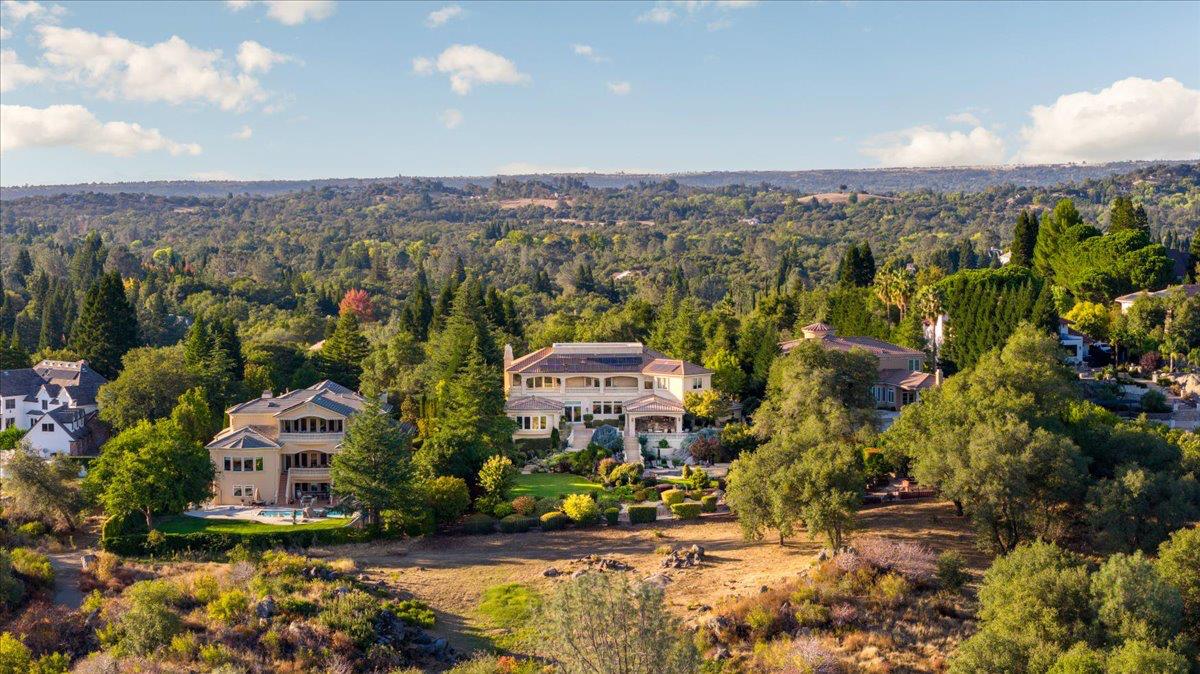 8920 Vista De Lago Court