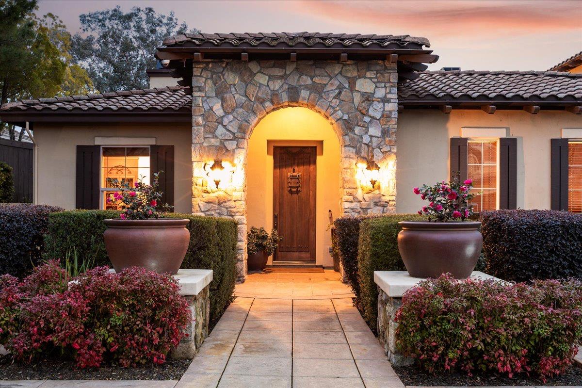 3441 Monteverde Drive