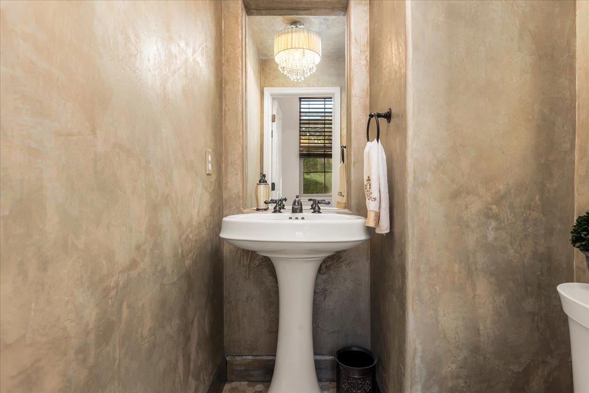 3441 Monteverde Drive