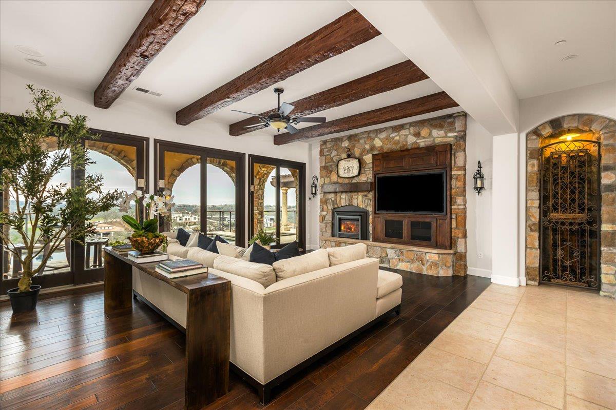 3441 Monteverde Drive