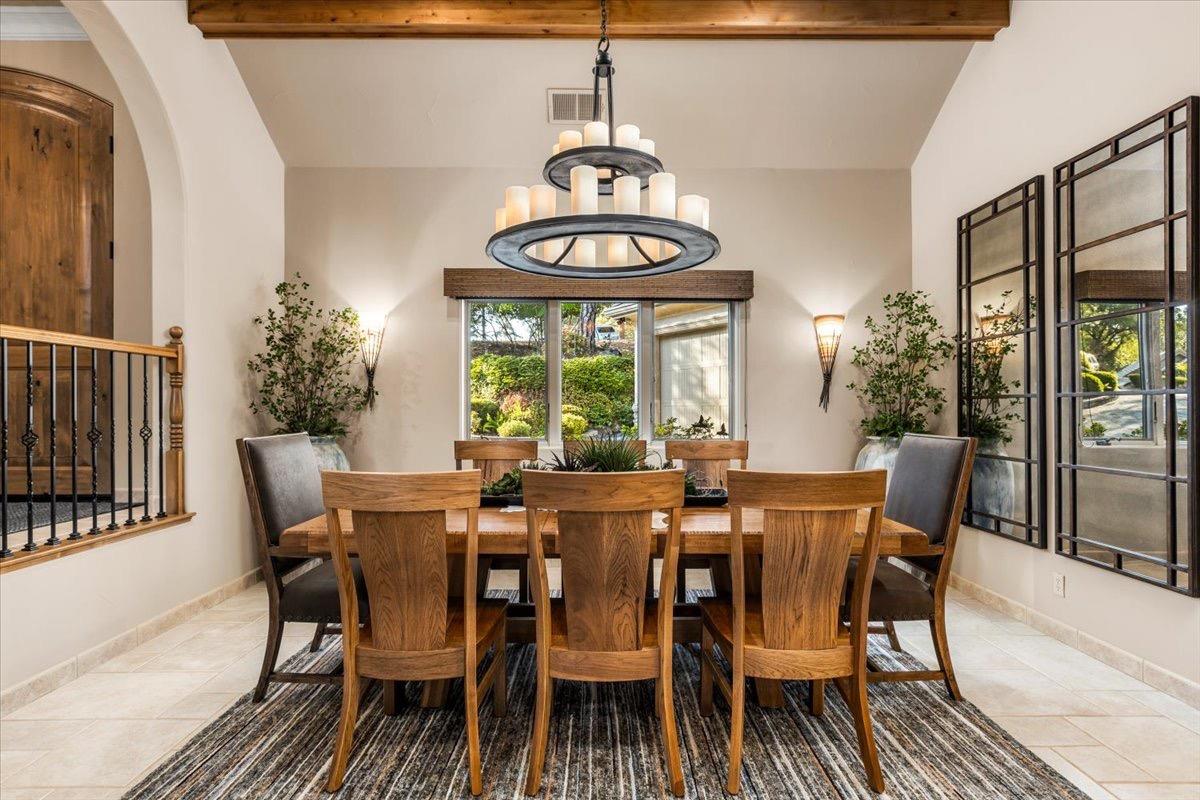 1461 Lodge View Drive