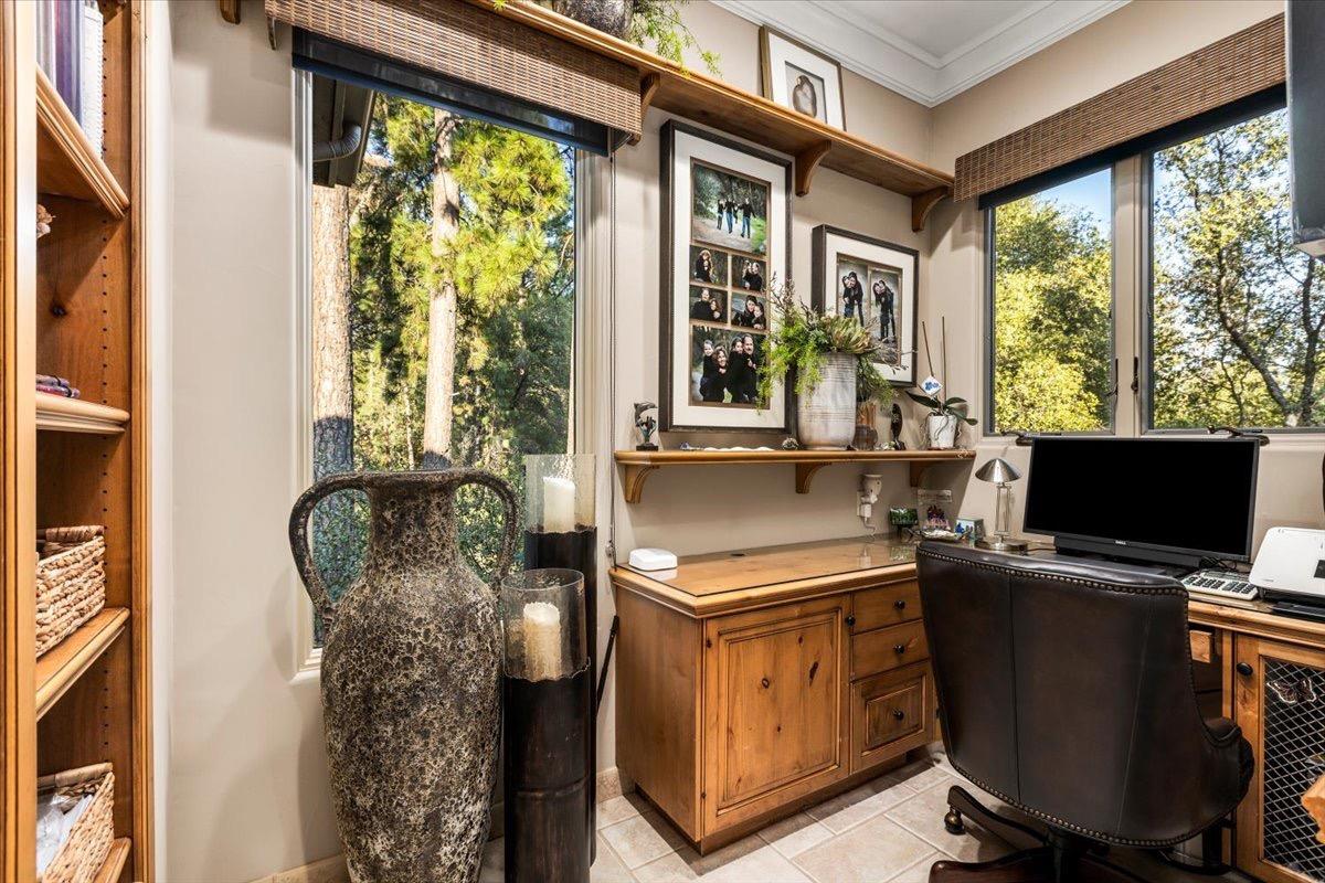 1461 Lodge View Drive