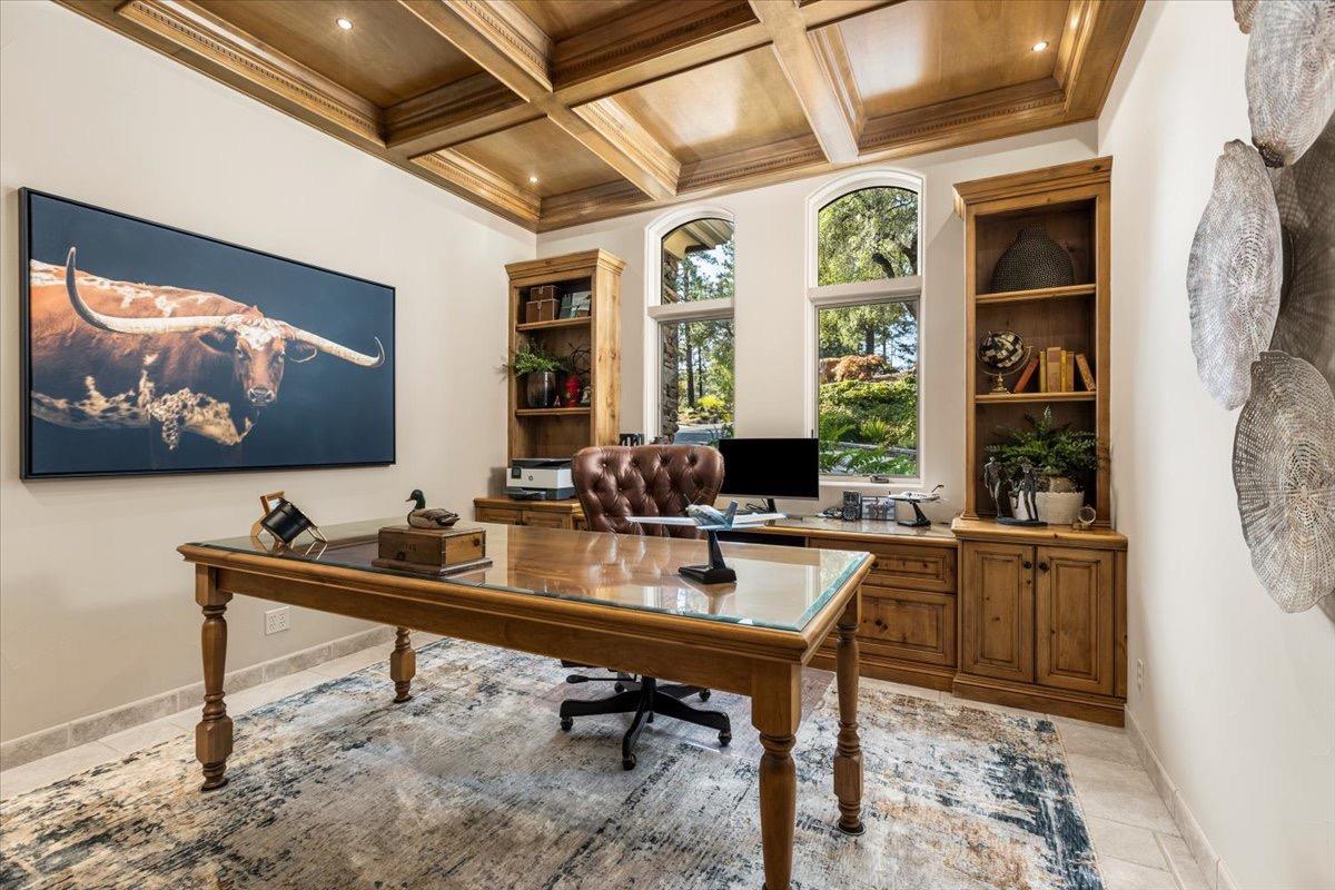 1461 Lodge View Drive