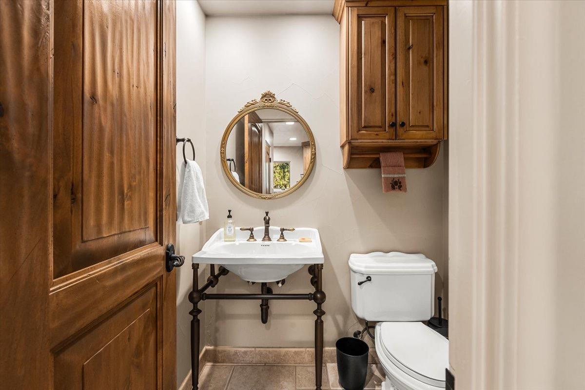 1461 Lodge View Drive