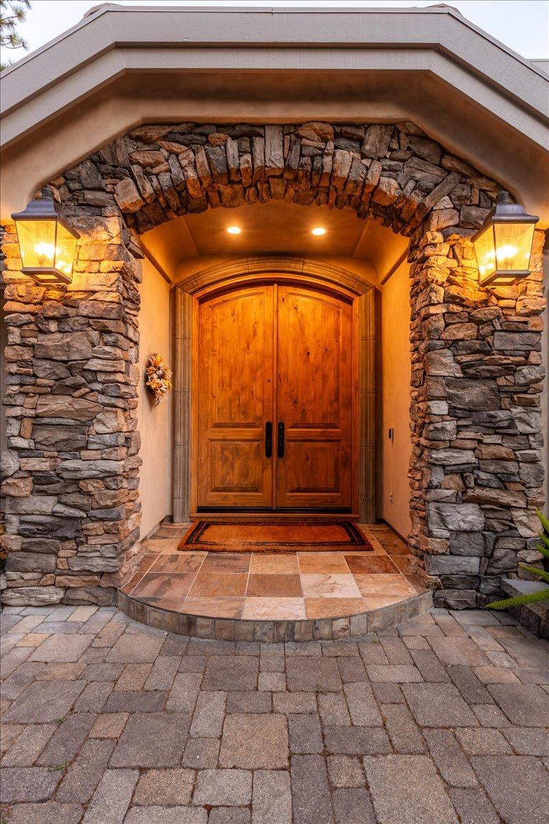 1461 Lodge View Drive