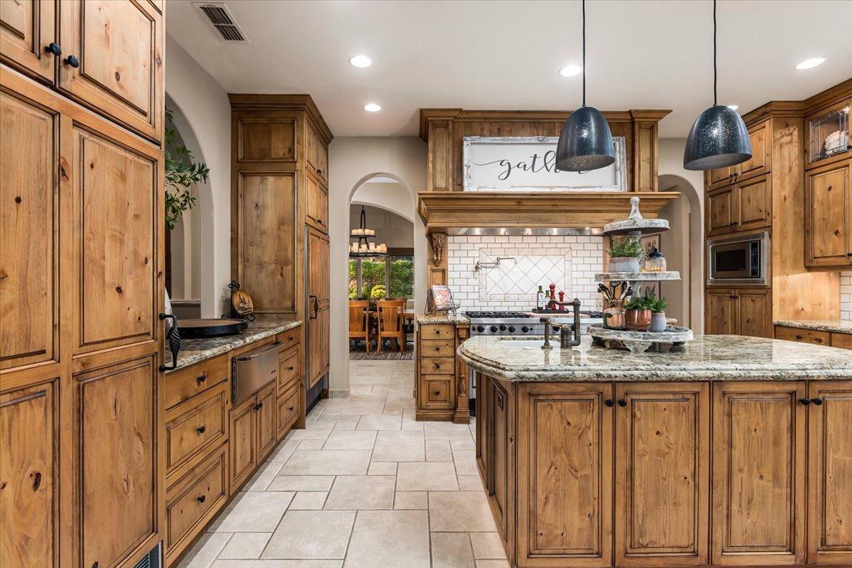 1461 Lodge View Drive