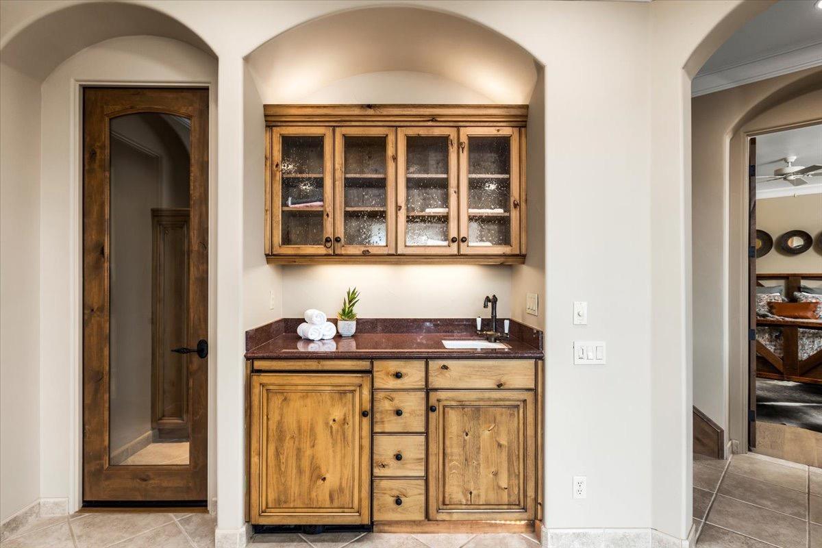 1461 Lodge View Drive