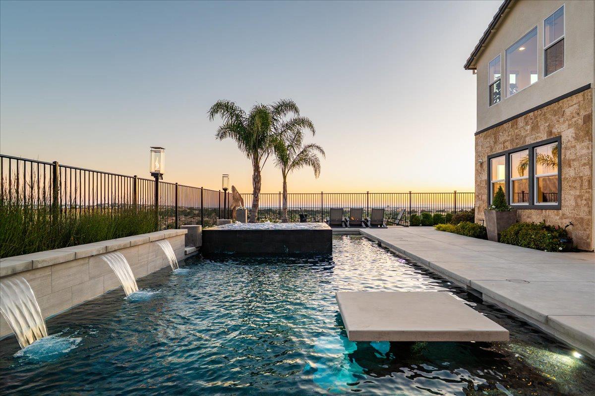 3285 Sofia Drive