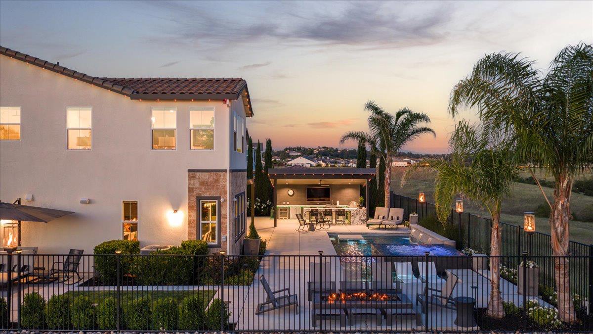 3285 Sofia Drive