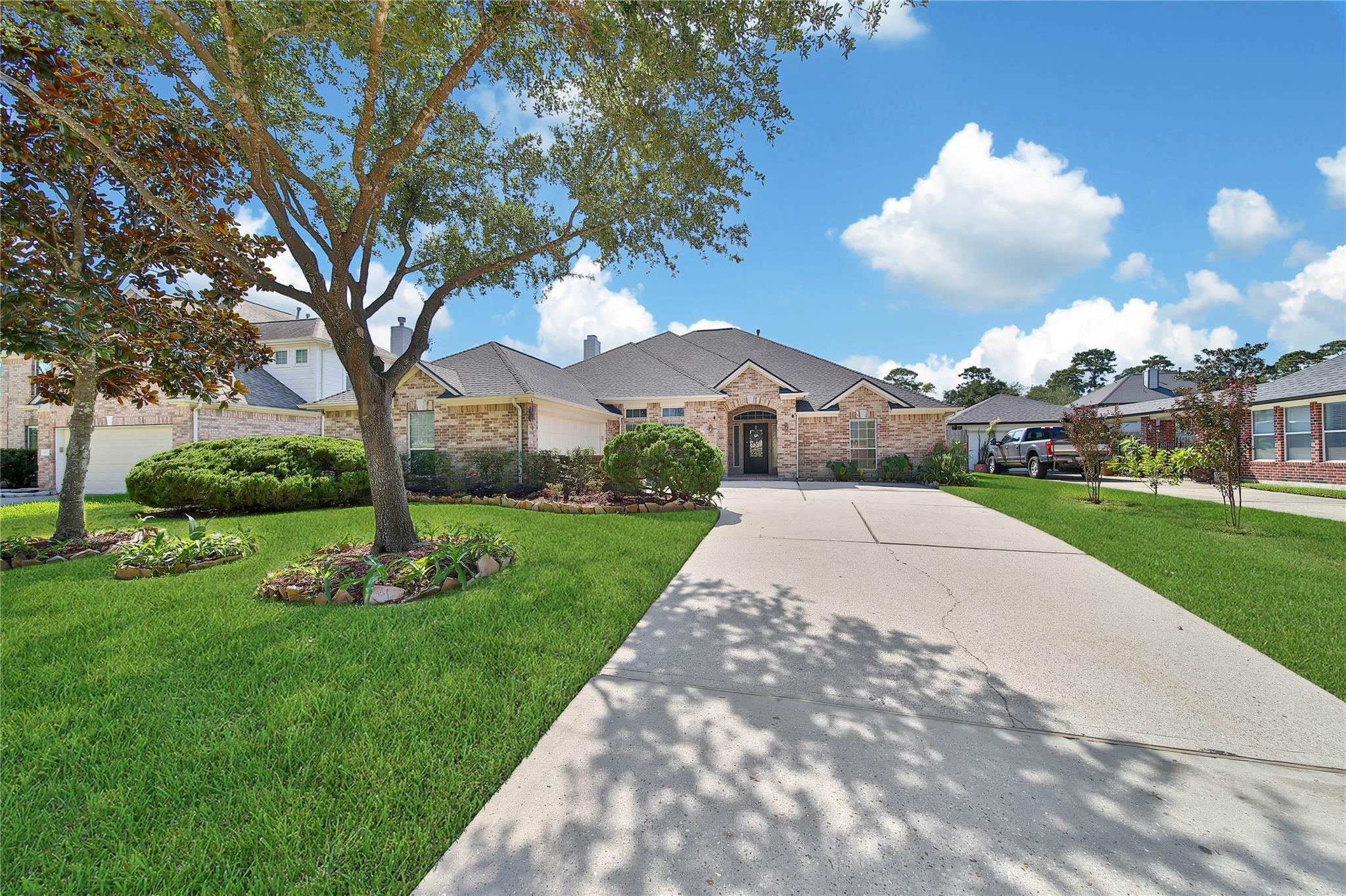 5918 Greenway Manor Lane Spring TX