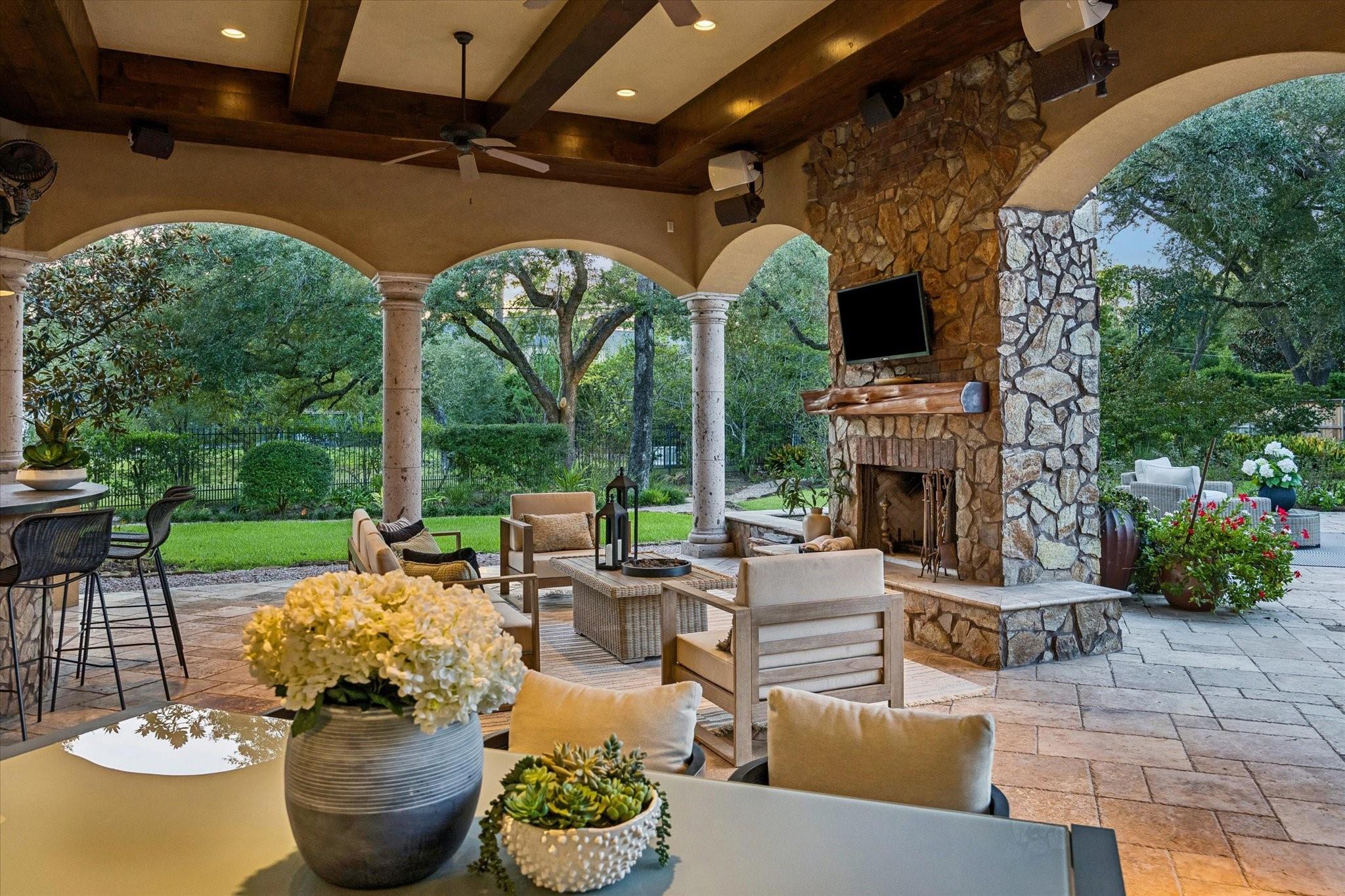 327 E Friar Tuck Lane