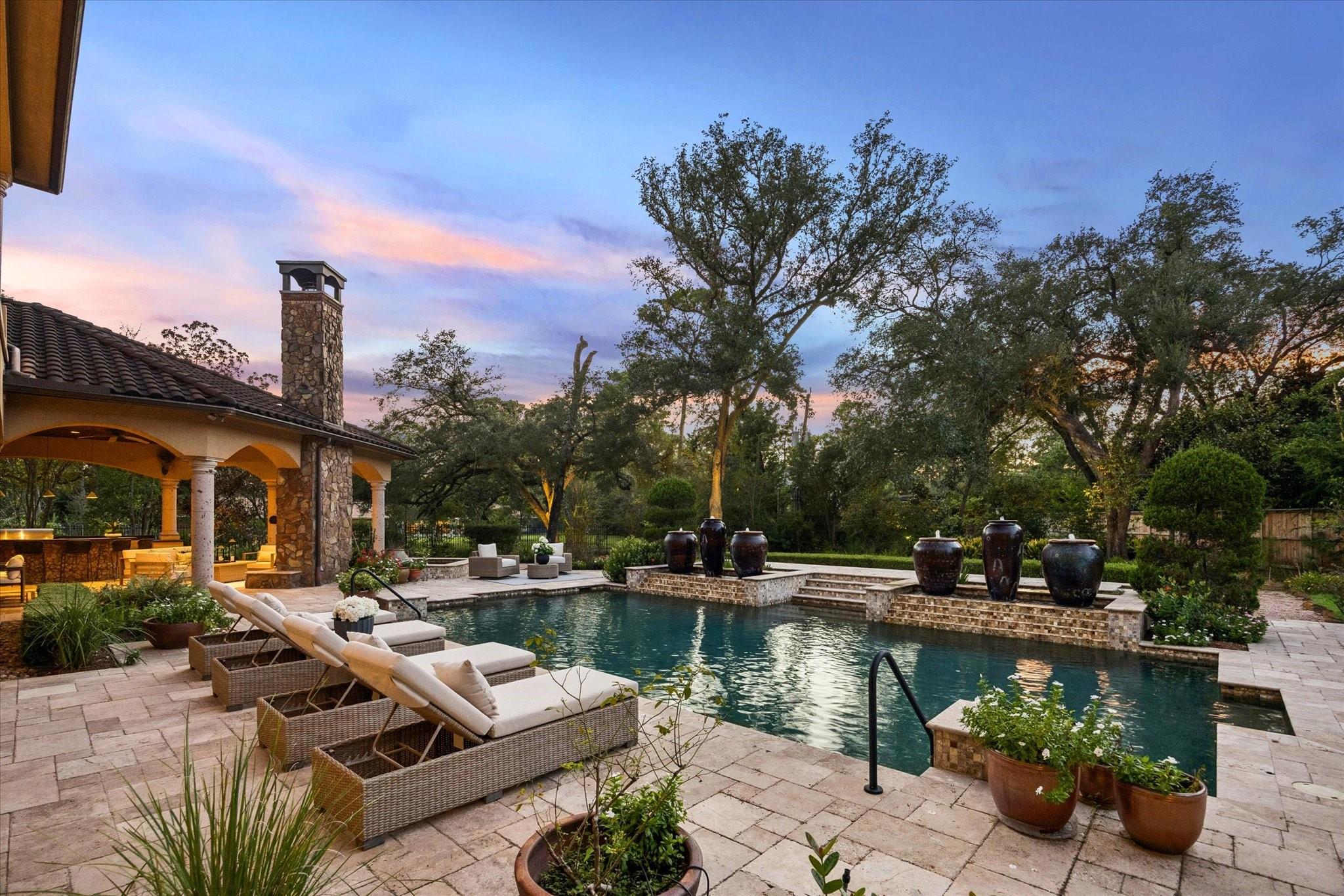 327 E Friar Tuck Lane