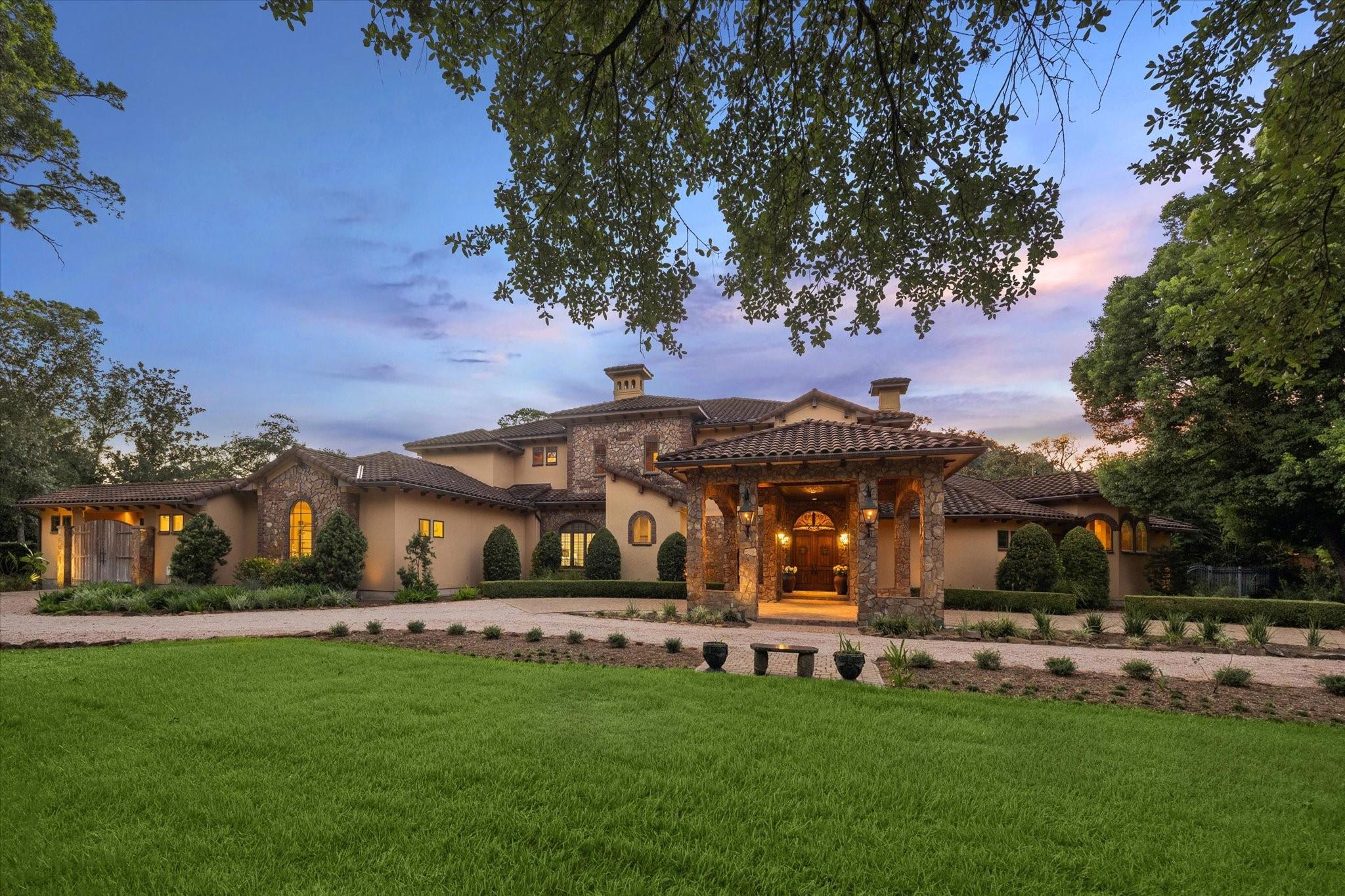 327 E Friar Tuck Lane