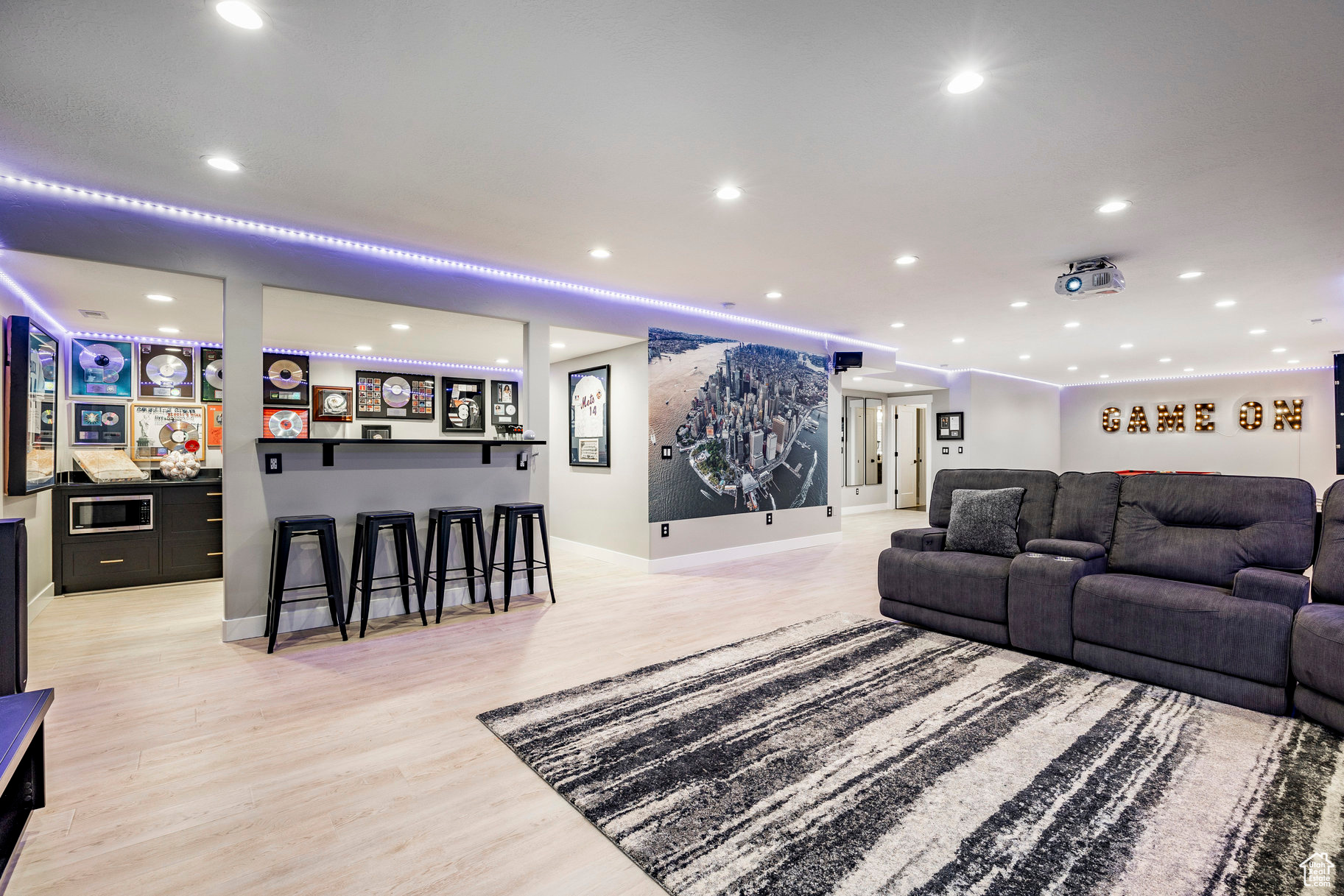 15108 S CEDAR MEADOW CIR