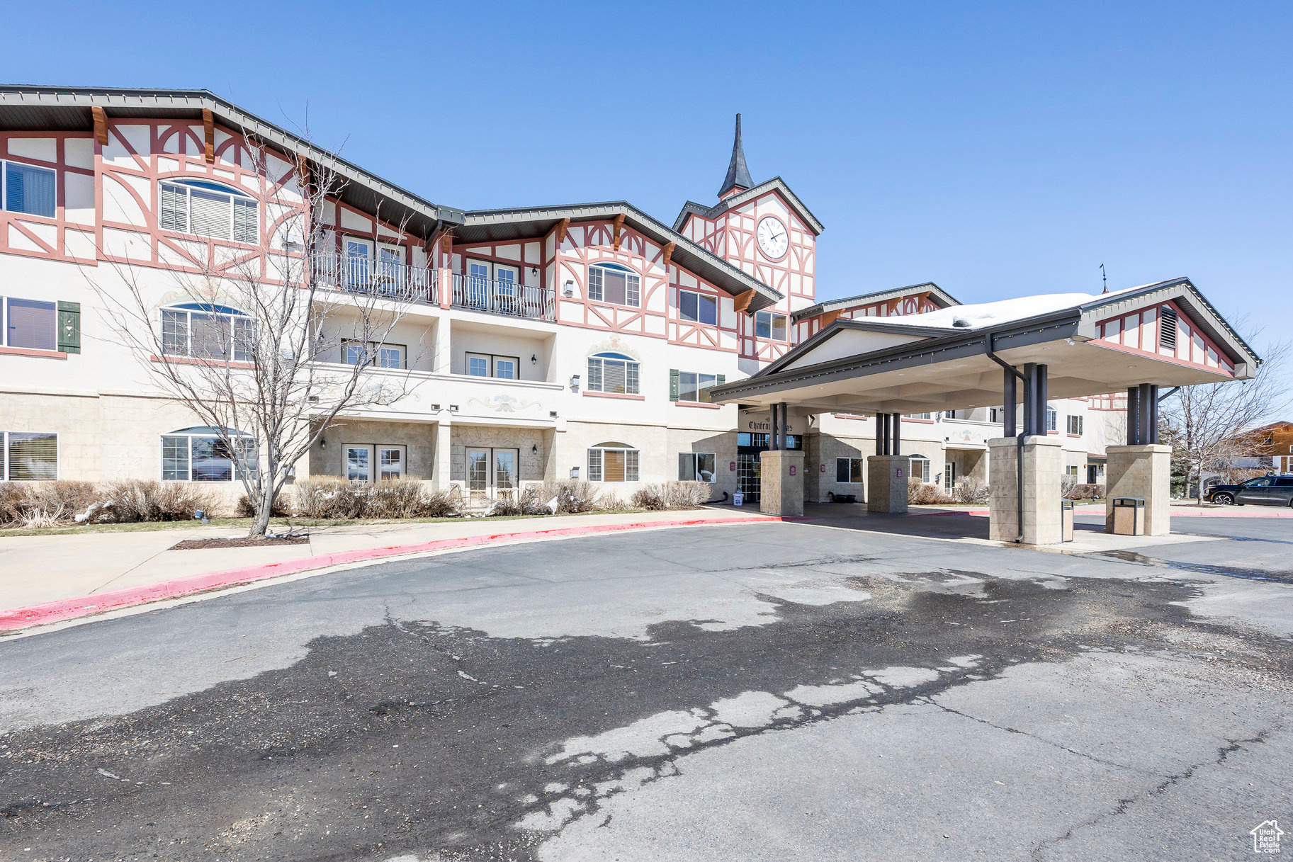 840 W BIGLER LN #301