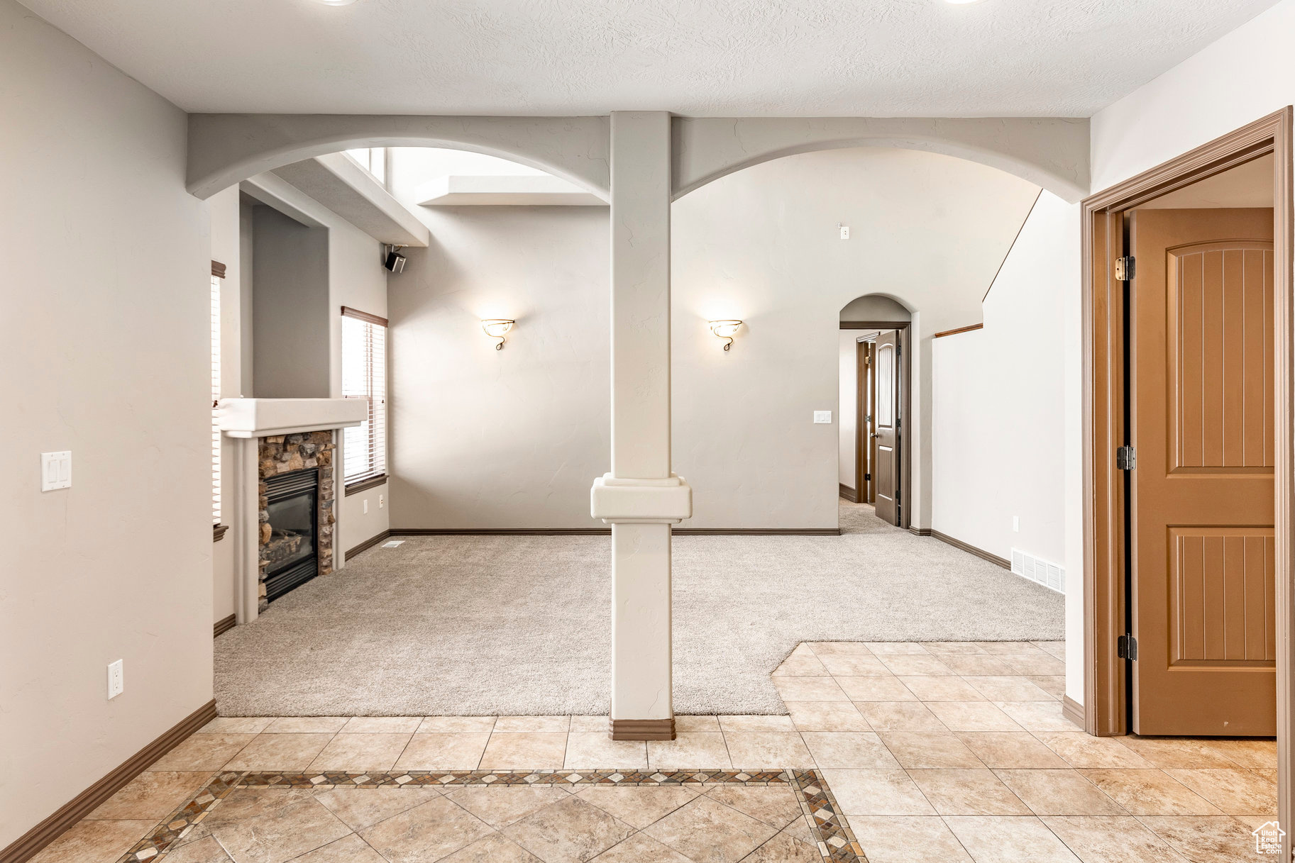 5854 W ROUND ROCK DR