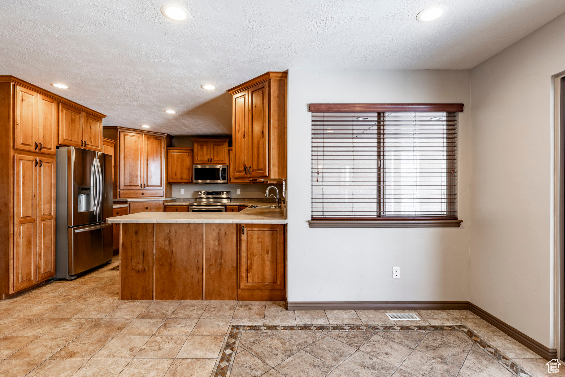 5854 W ROUND ROCK DR