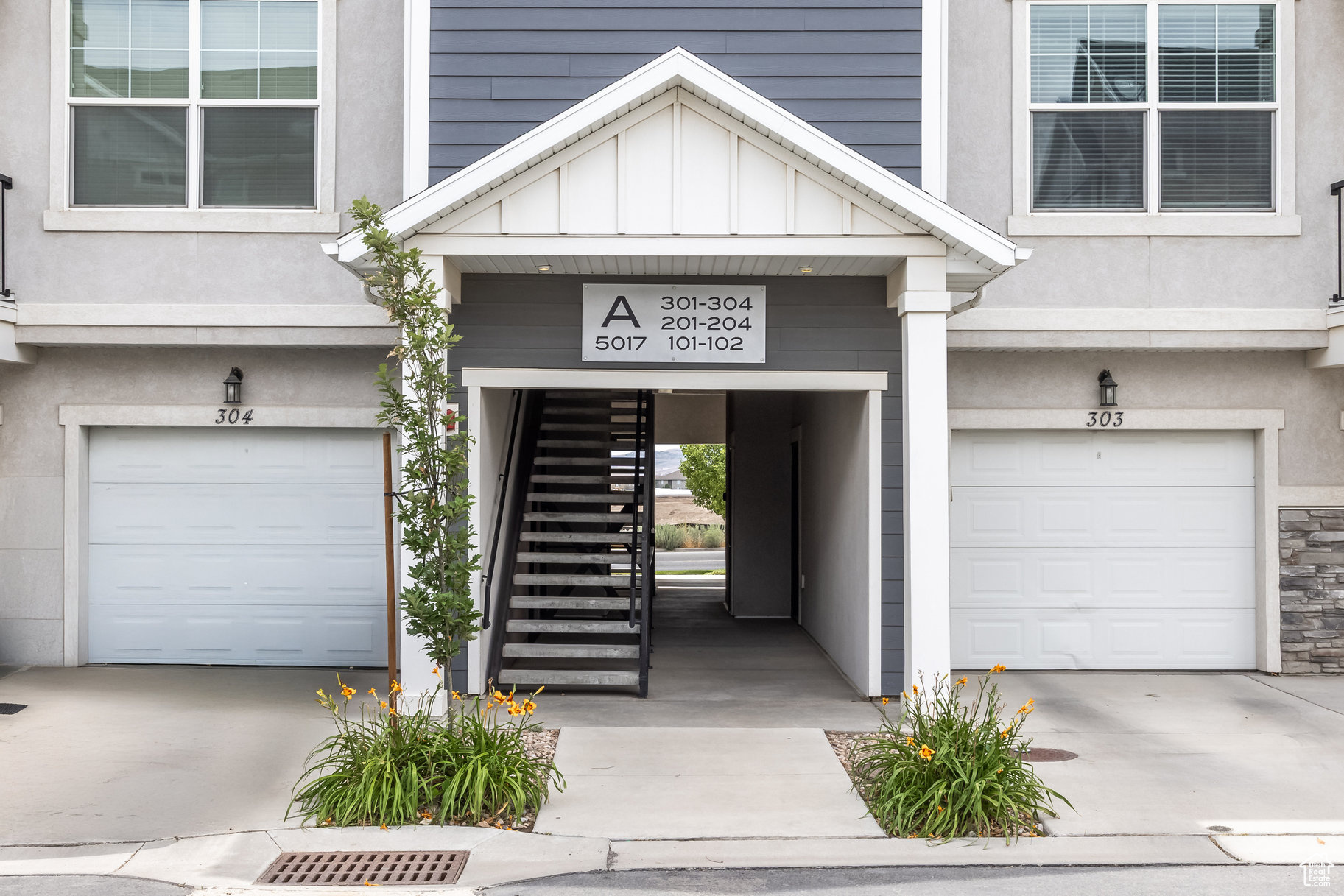 5017 W SAMANA LN #301