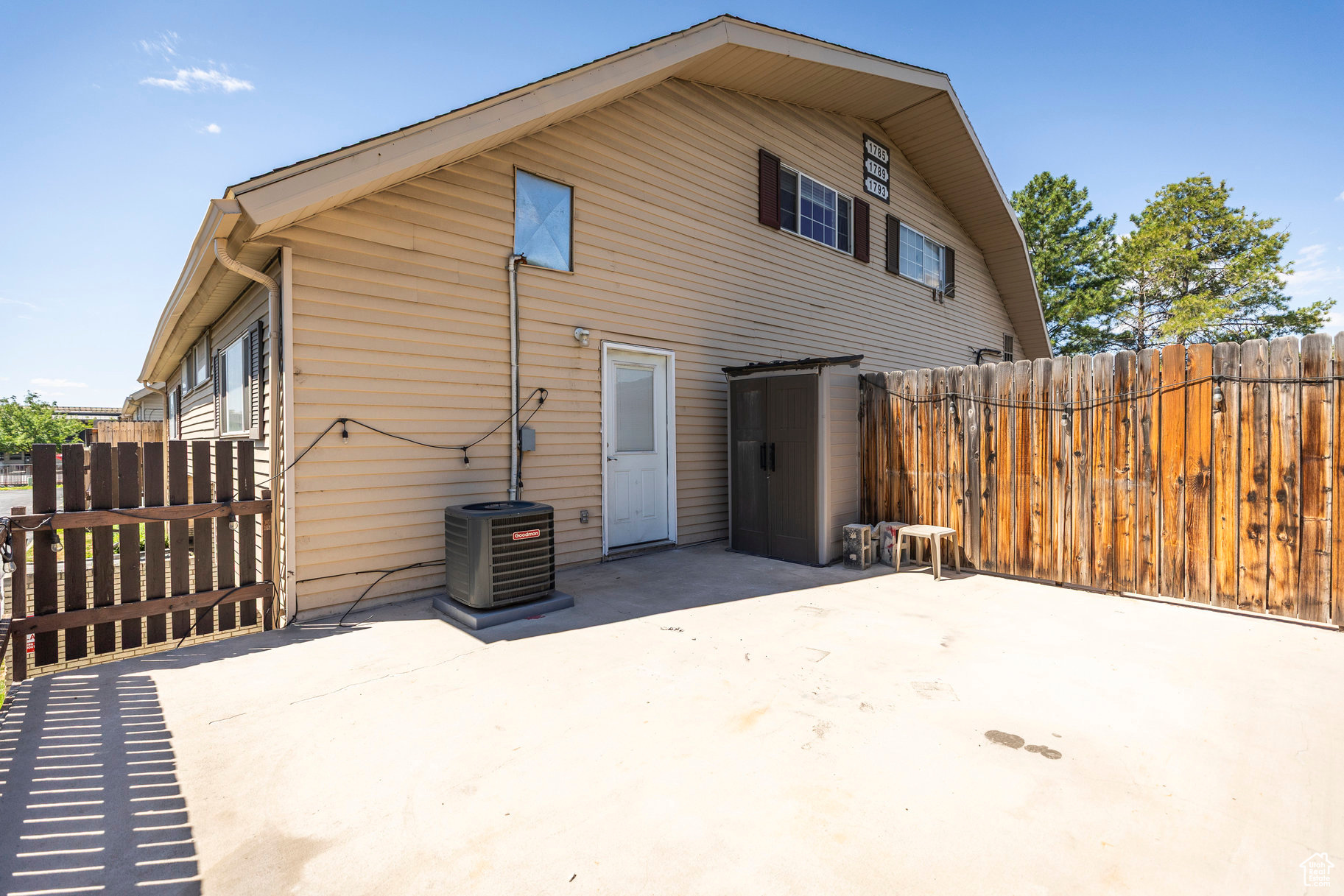 1785 W HOMESTEAD FARMS LN #1