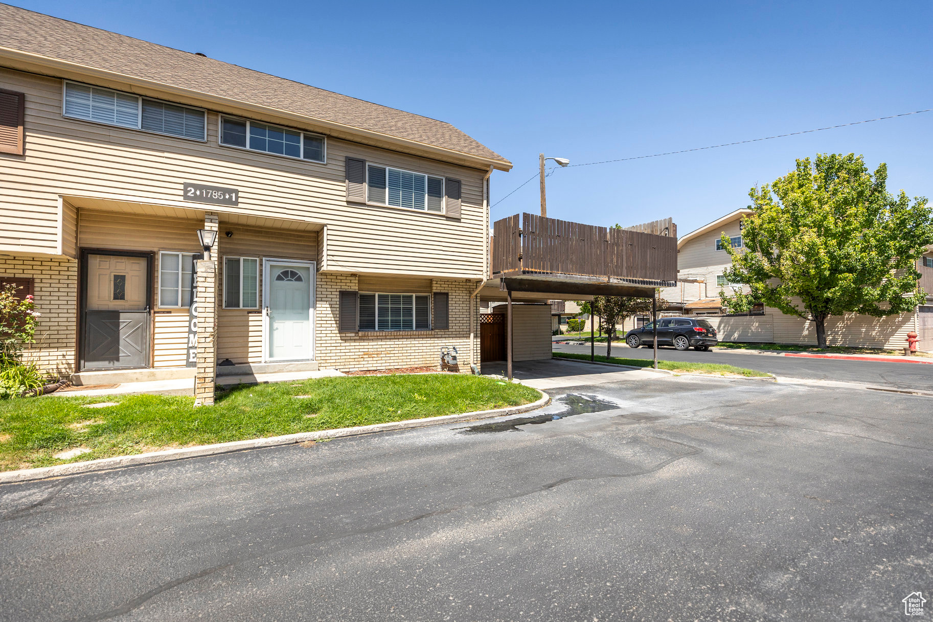 1785 W HOMESTEAD FARMS LN #1