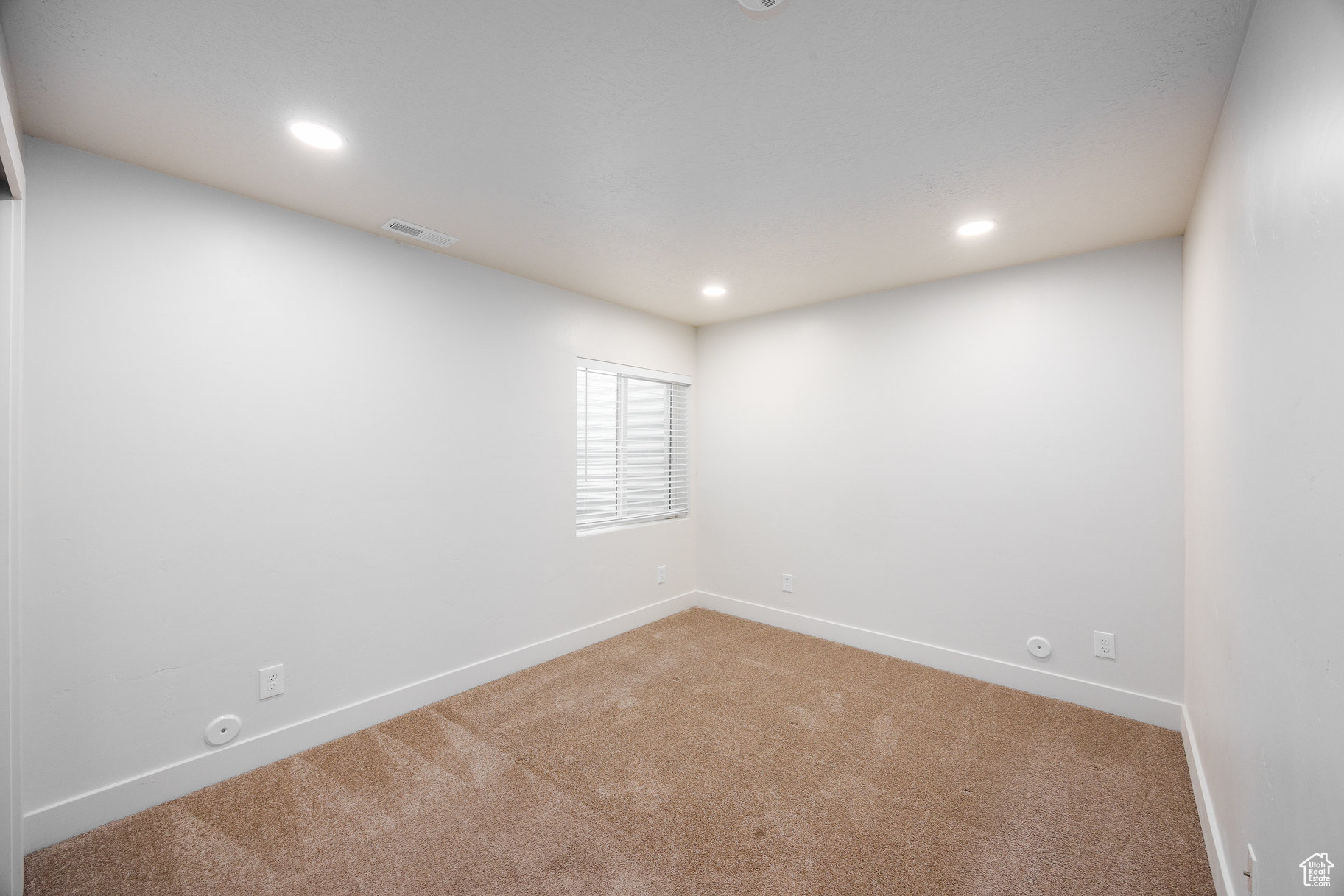 4108 W HOLBROOK WAY
