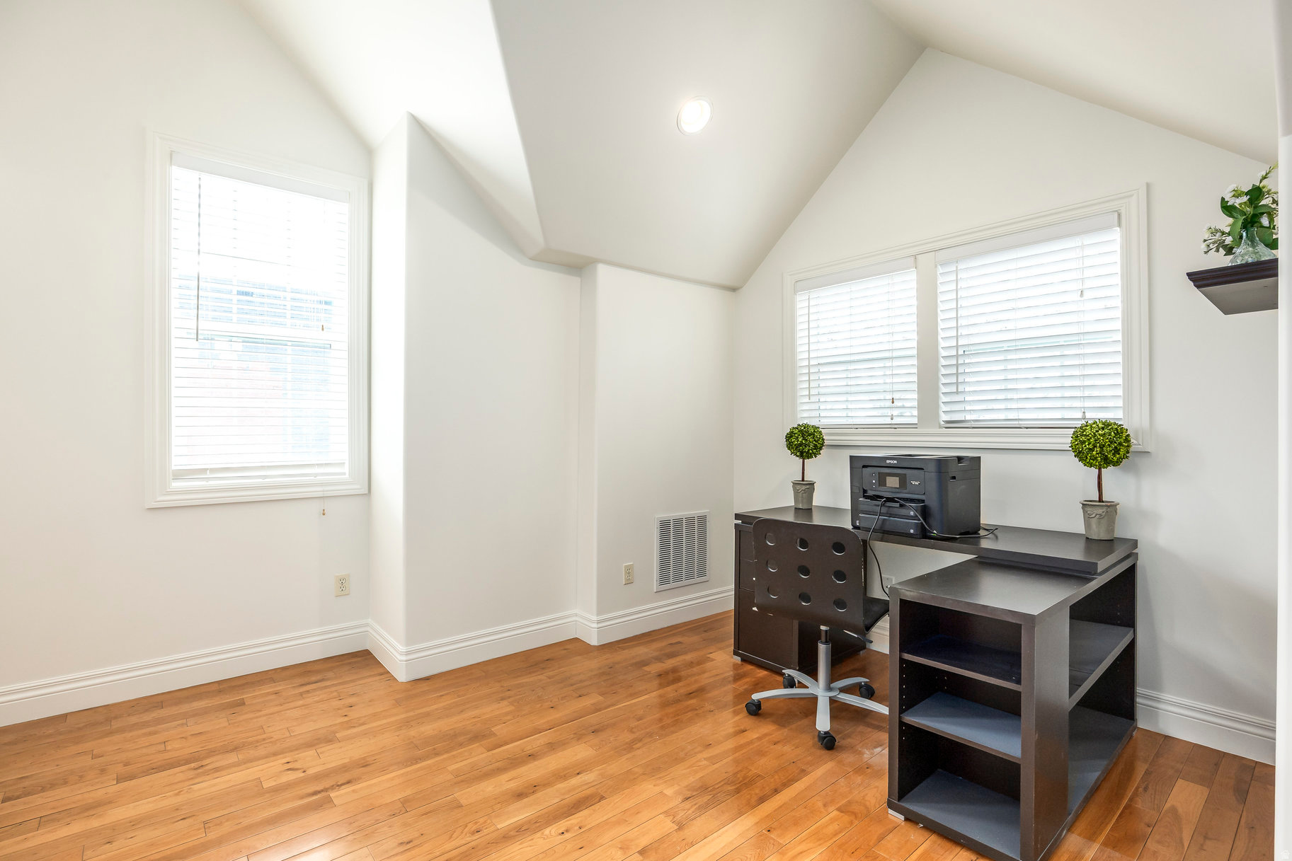 1219 S 1800 E