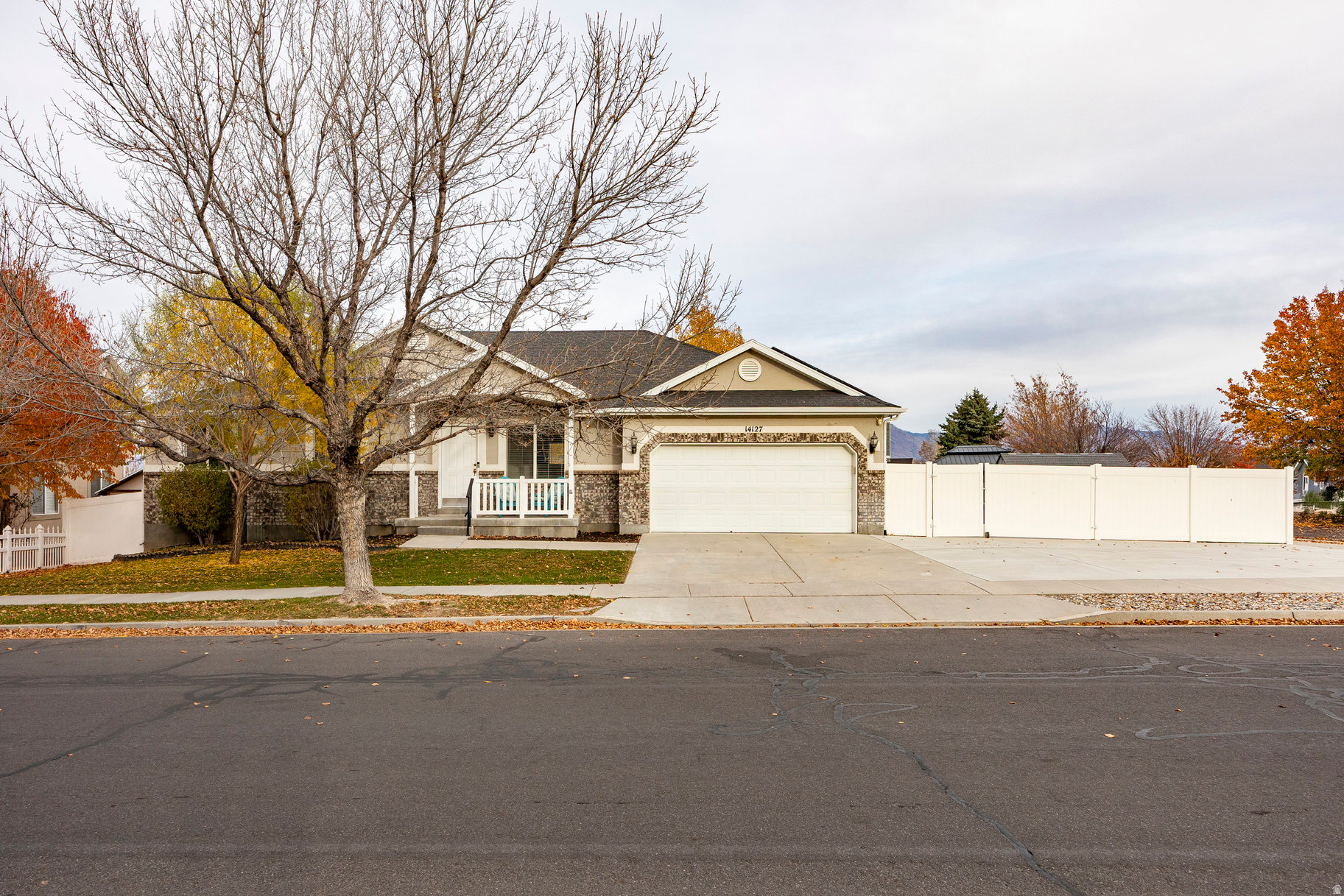 14127 S PROSPERO LN
