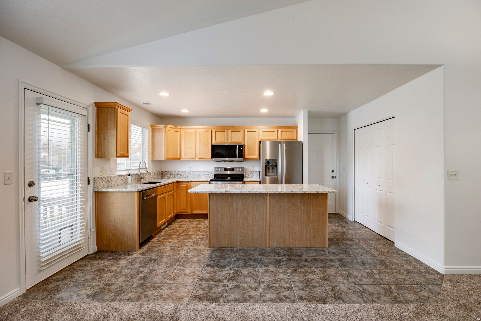 14127 S PROSPERO LN