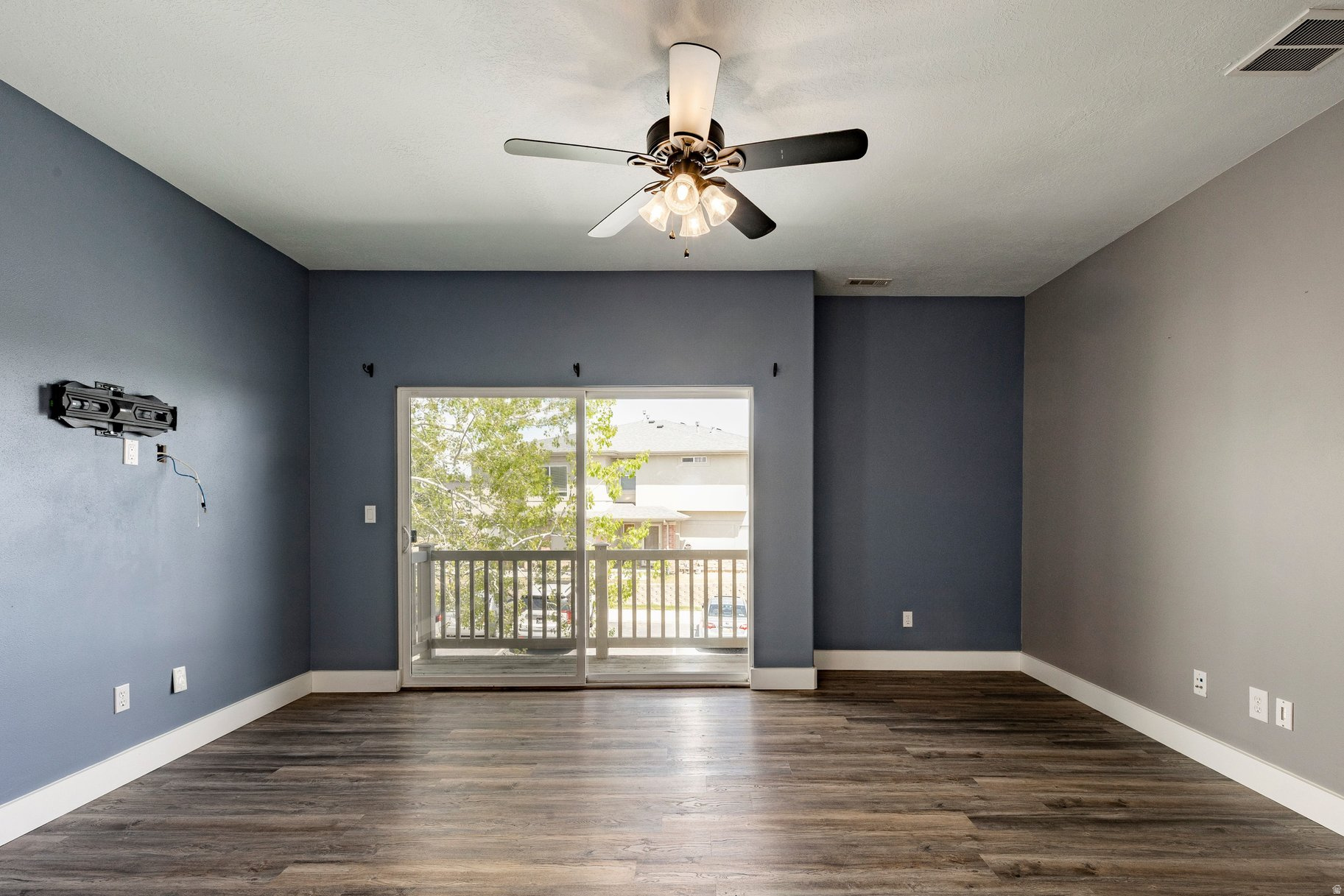 4859 W TIMBER RUN DR