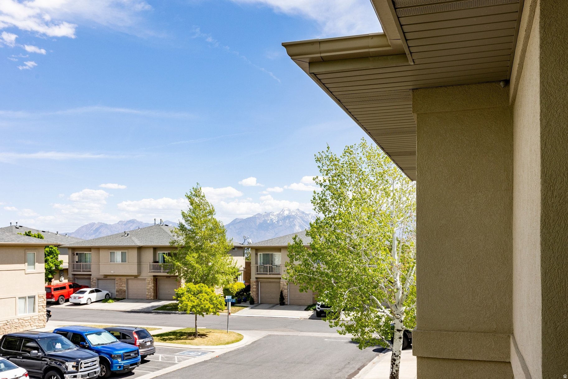 4859 W TIMBER RUN DR