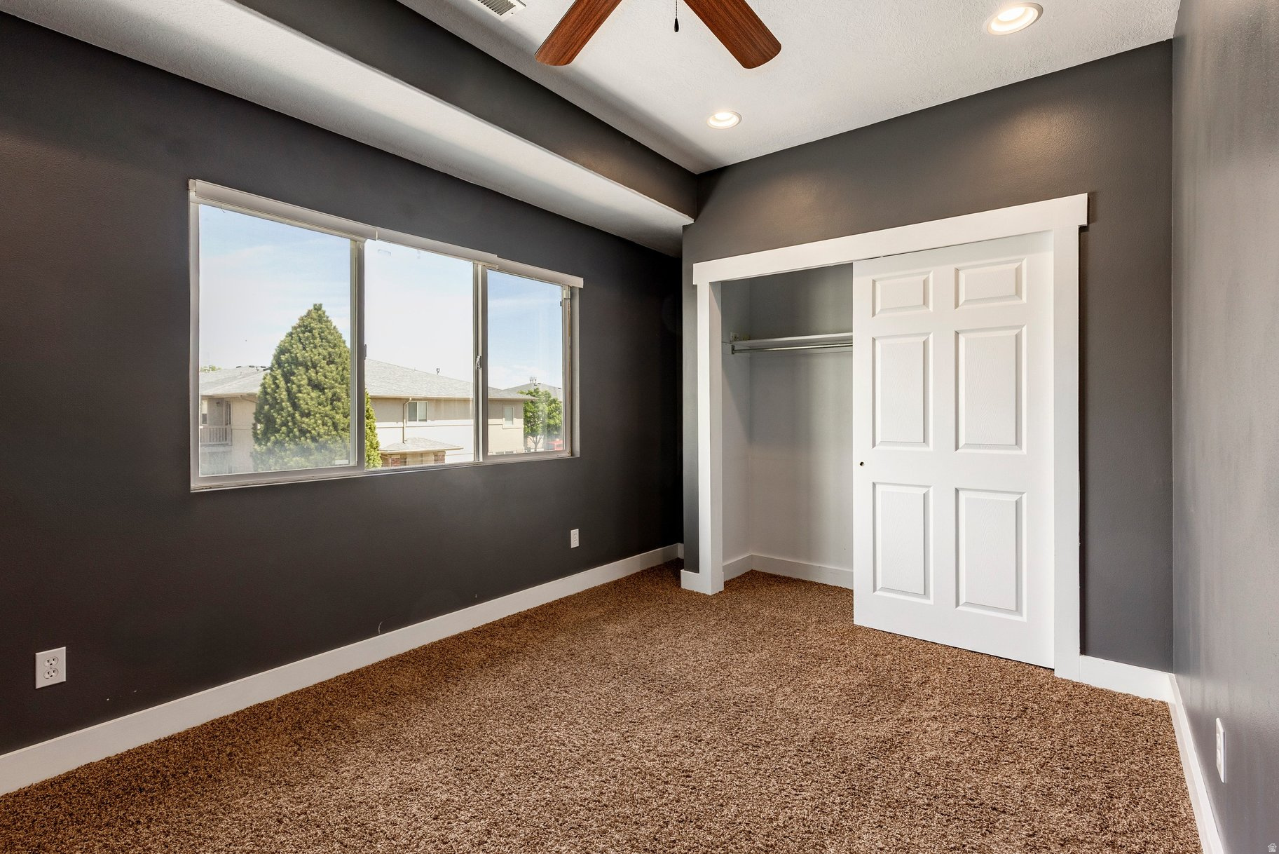 4859 W TIMBER RUN DR