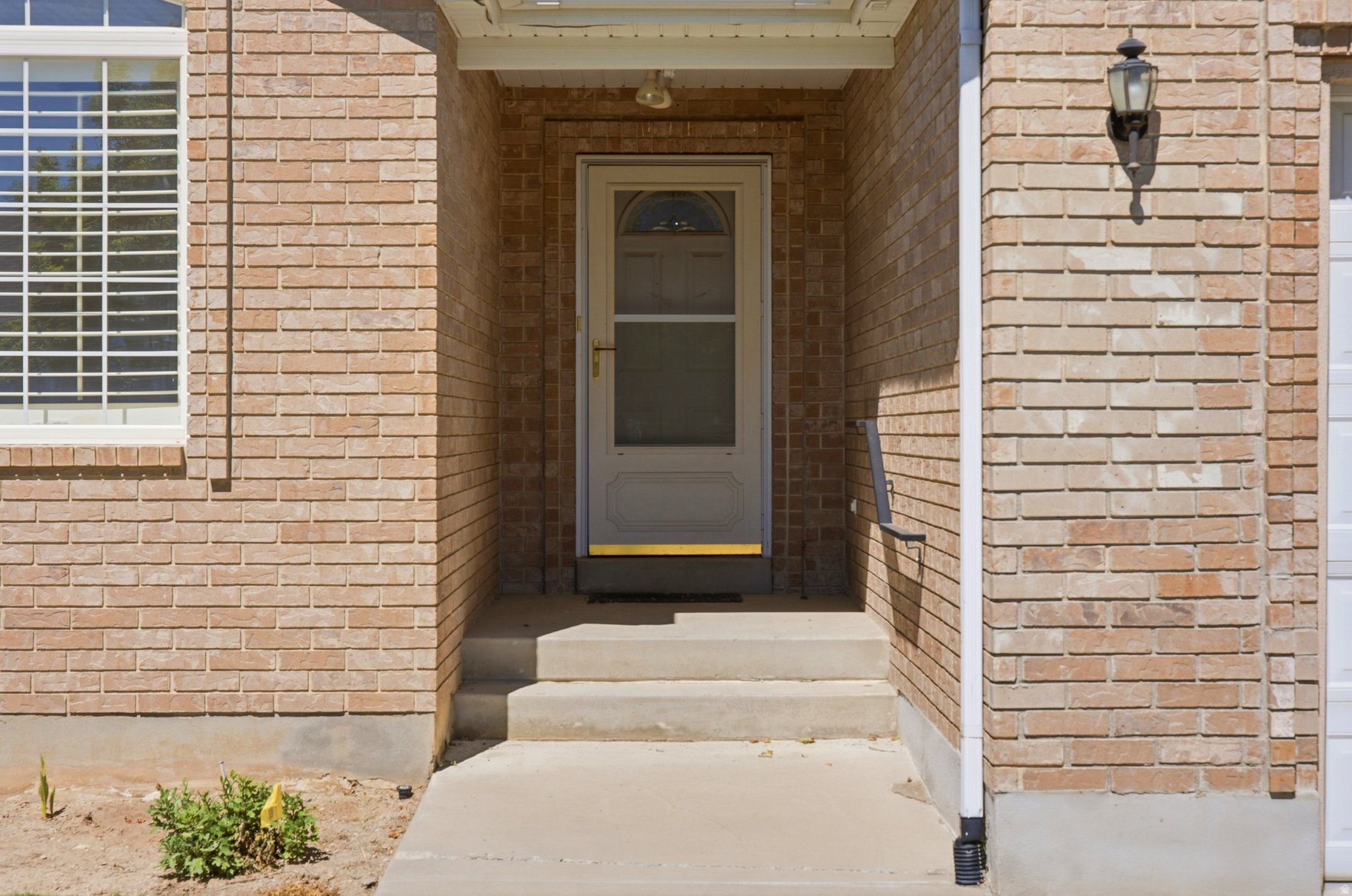 12758 S MARKS WAY