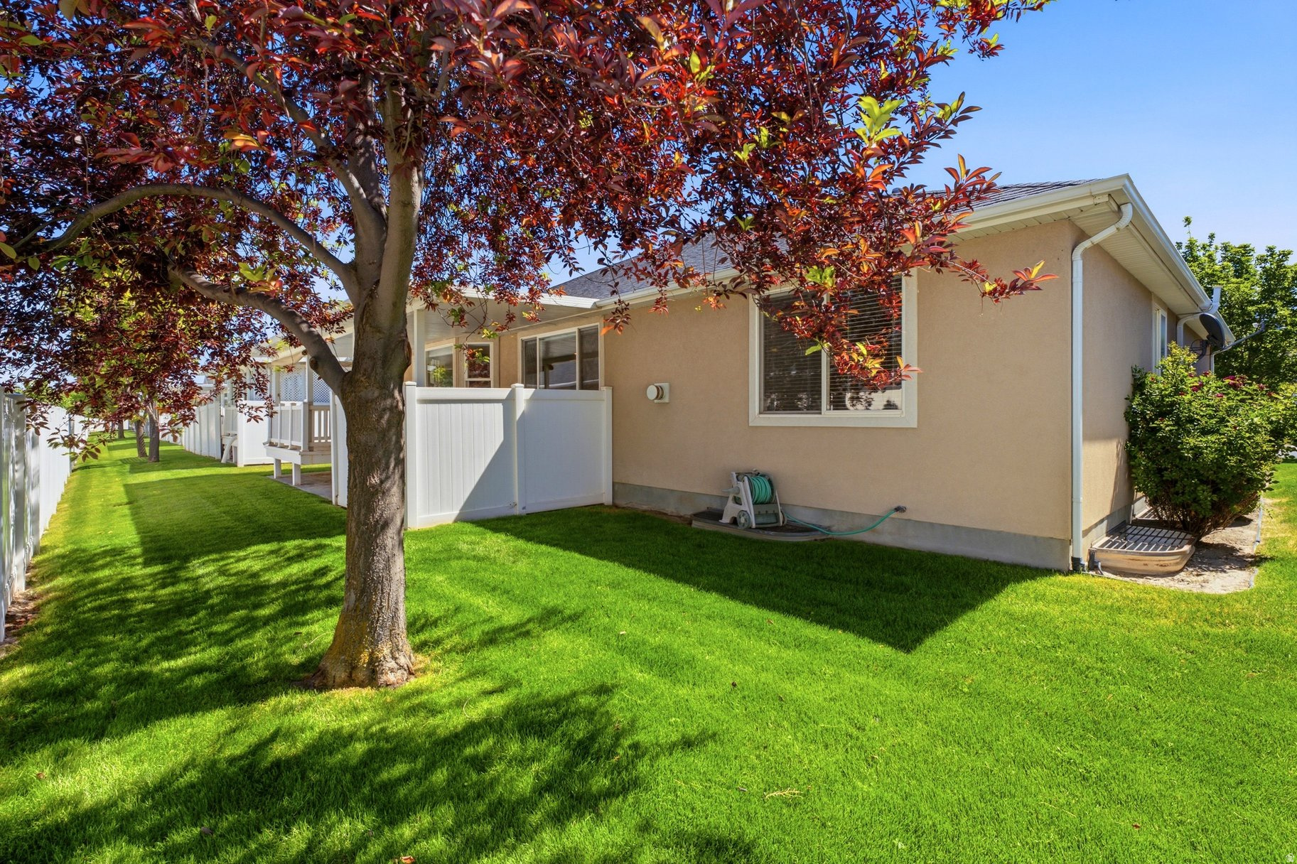 12758 S MARKS WAY