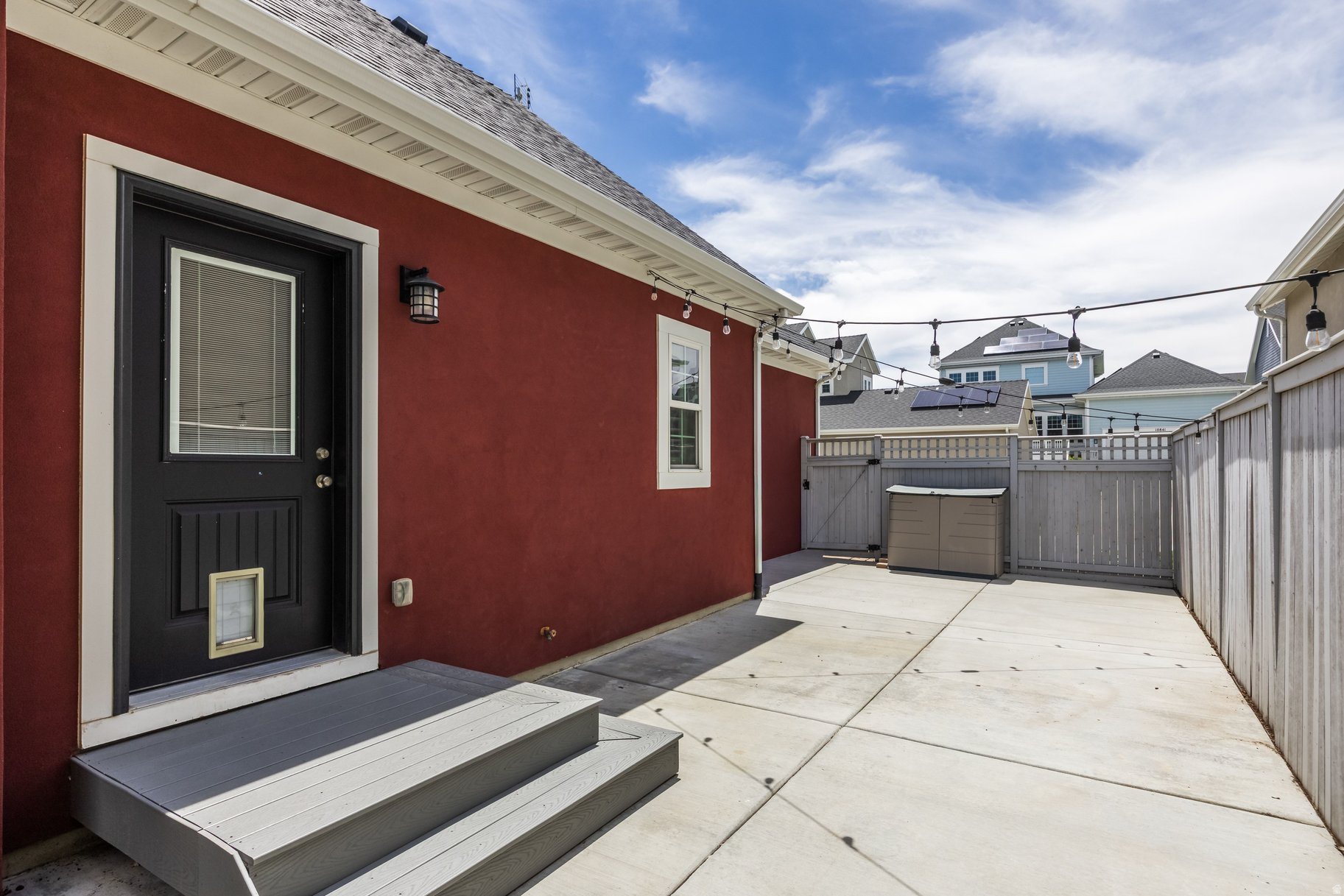 4953 W LAKE TERRACE AVE