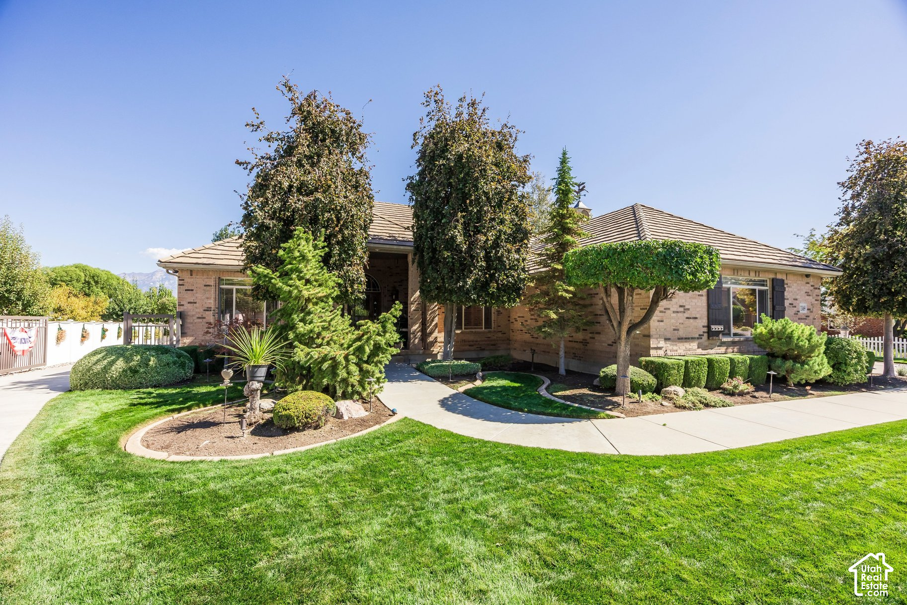 11469 TARA WOODS LN