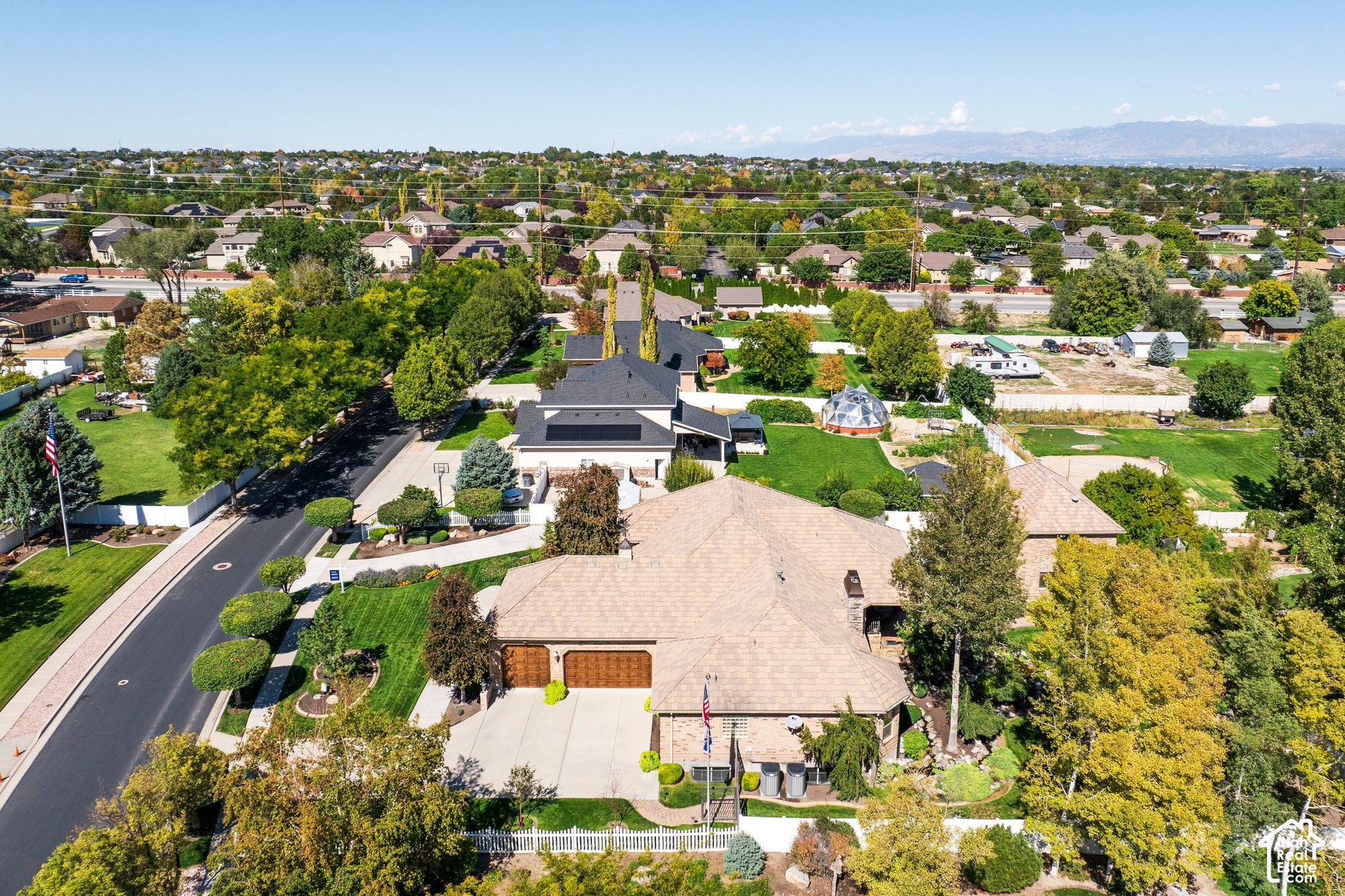 11469 TARA WOODS LN